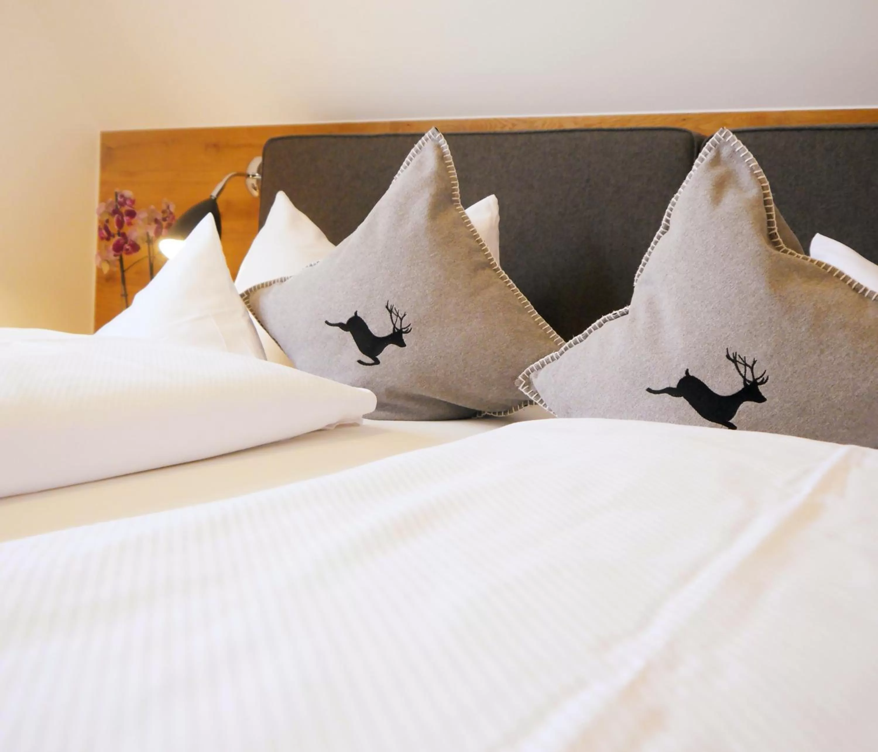 Bed in Berghotel Zollersteighof