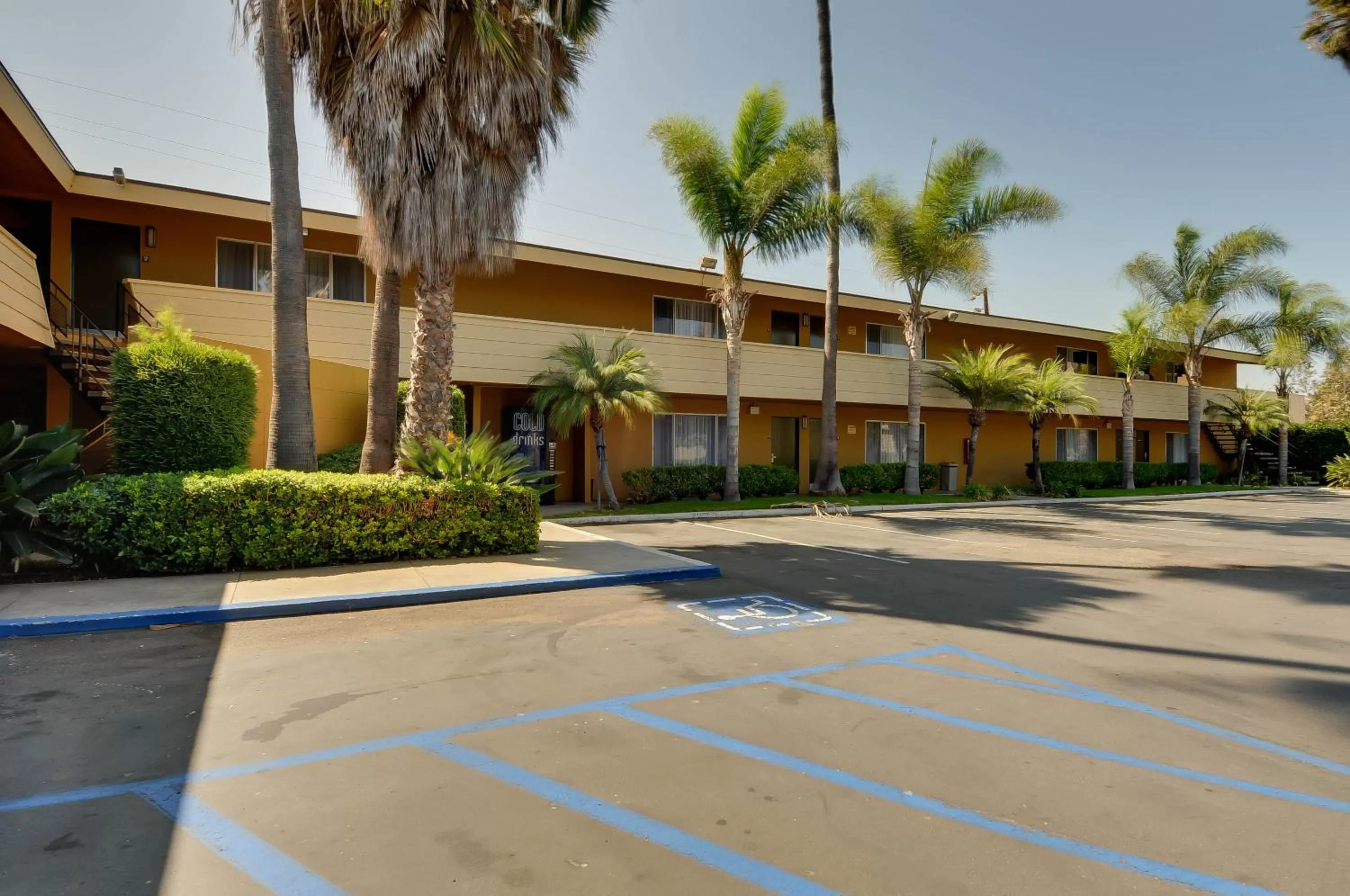 Property building in Hotel Palmeras Chula Vista