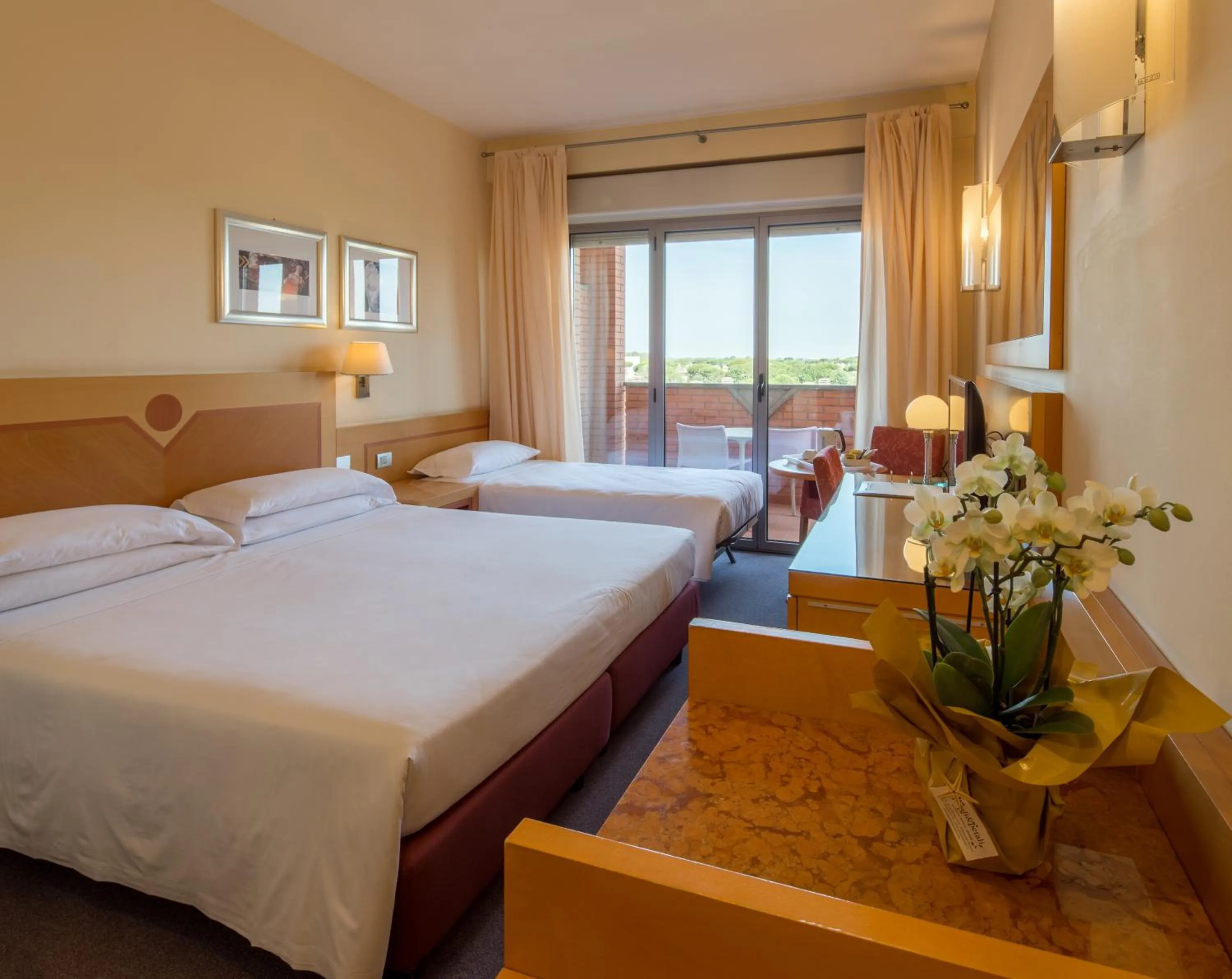 Bed in Best Western Hotel I Triangoli