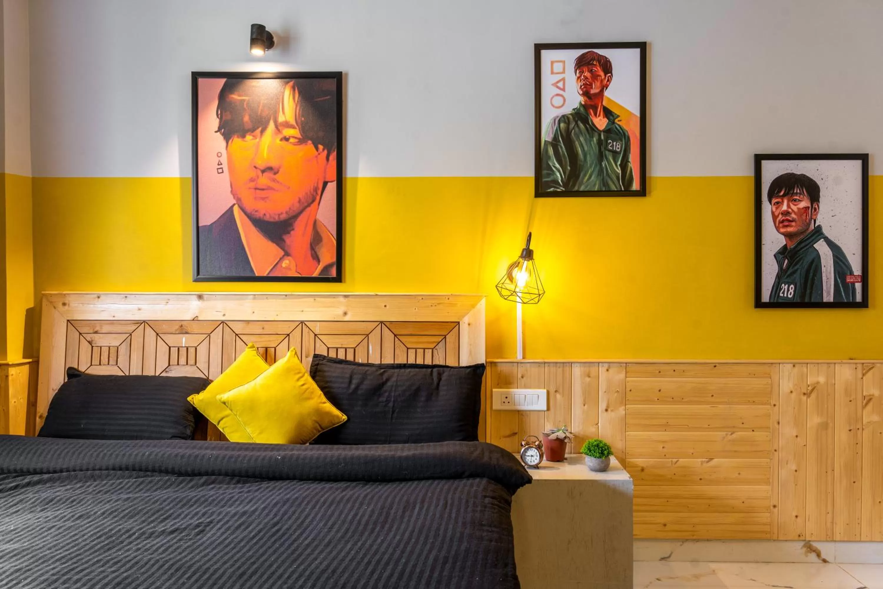 Whoopers Hostel Manali