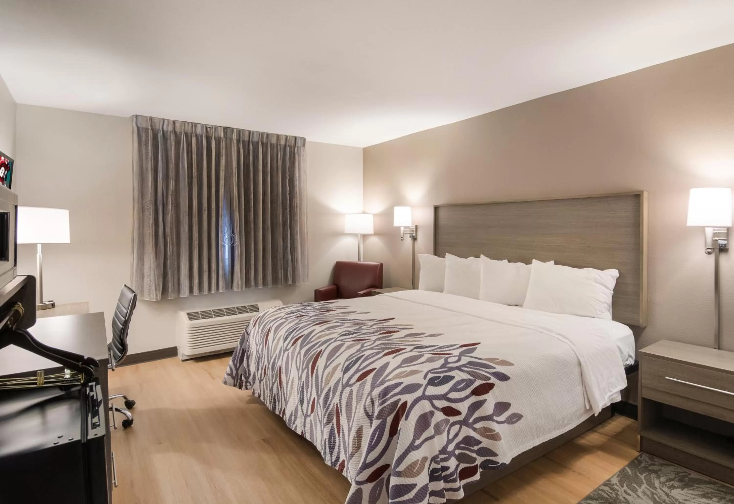 Photo of the whole room in Red Roof Inn Chester