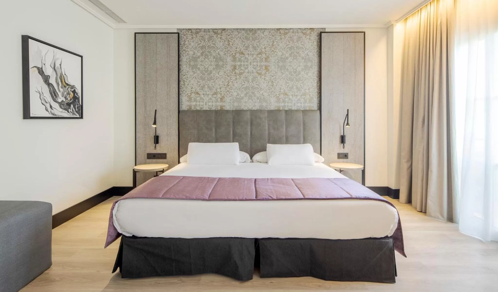 Bed in Ilunion Alcora Sevilla