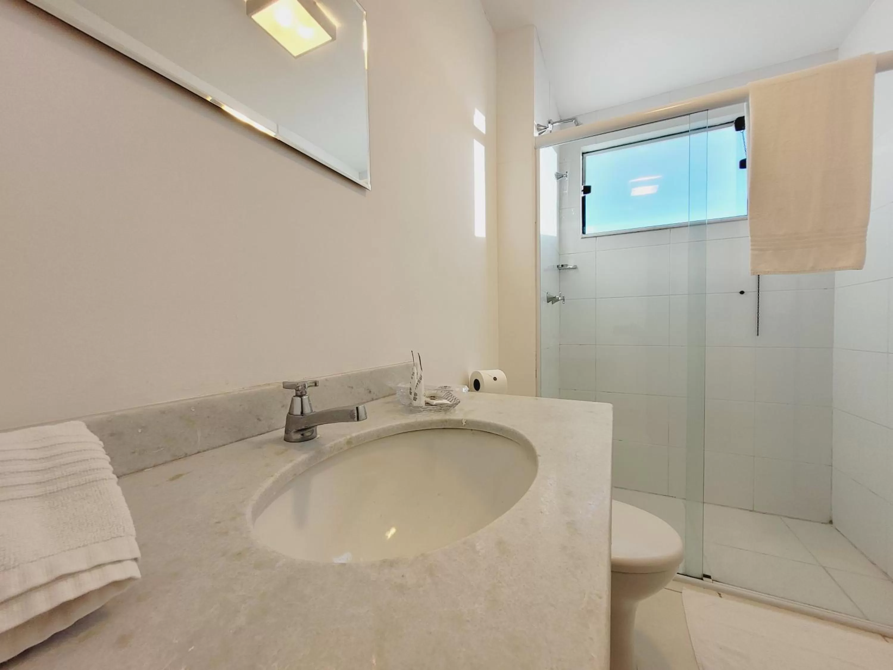 Bathroom in Pinda Palace Hotel