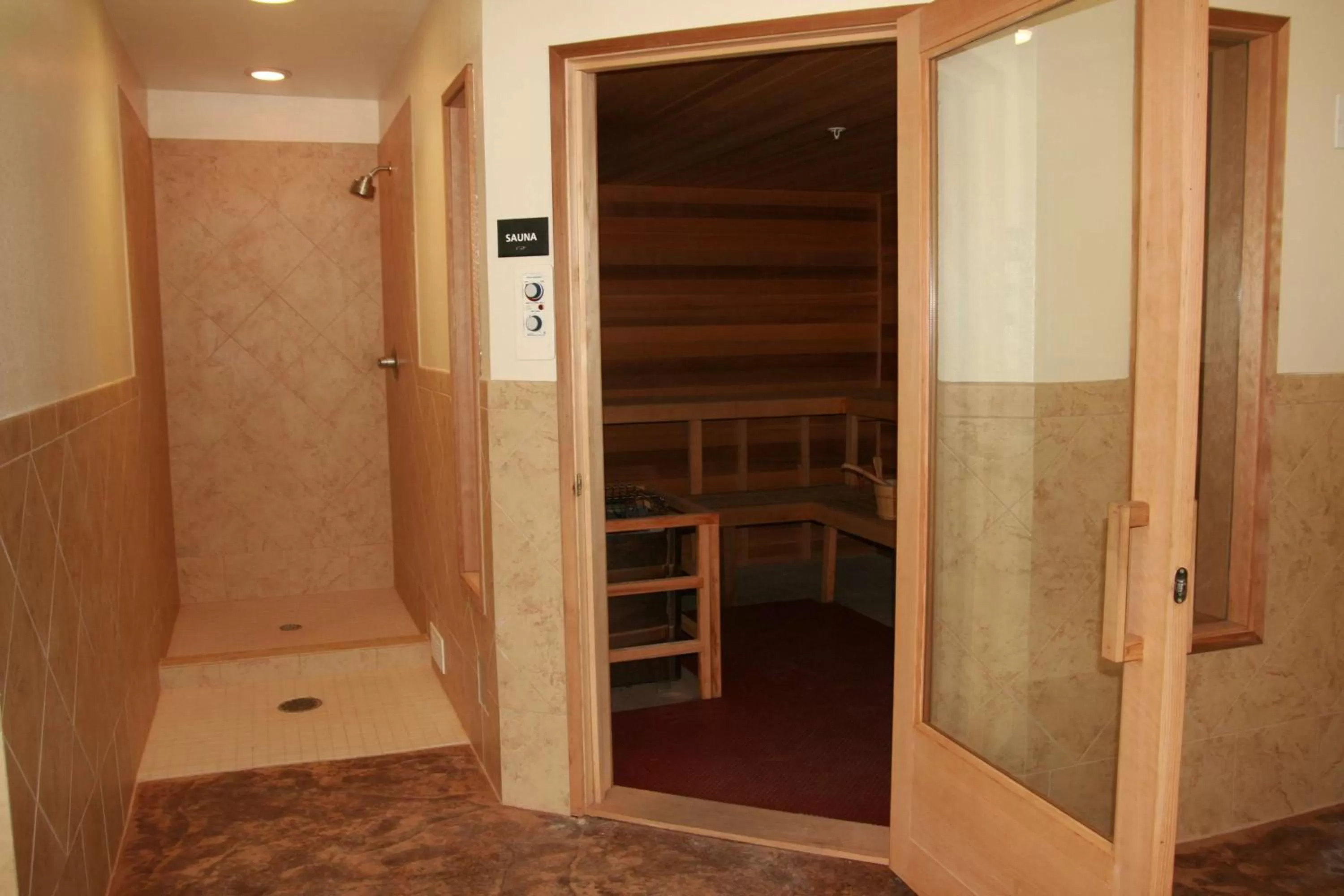 Spa and wellness centre/facilities in Hampton Inn & Suites McAlester