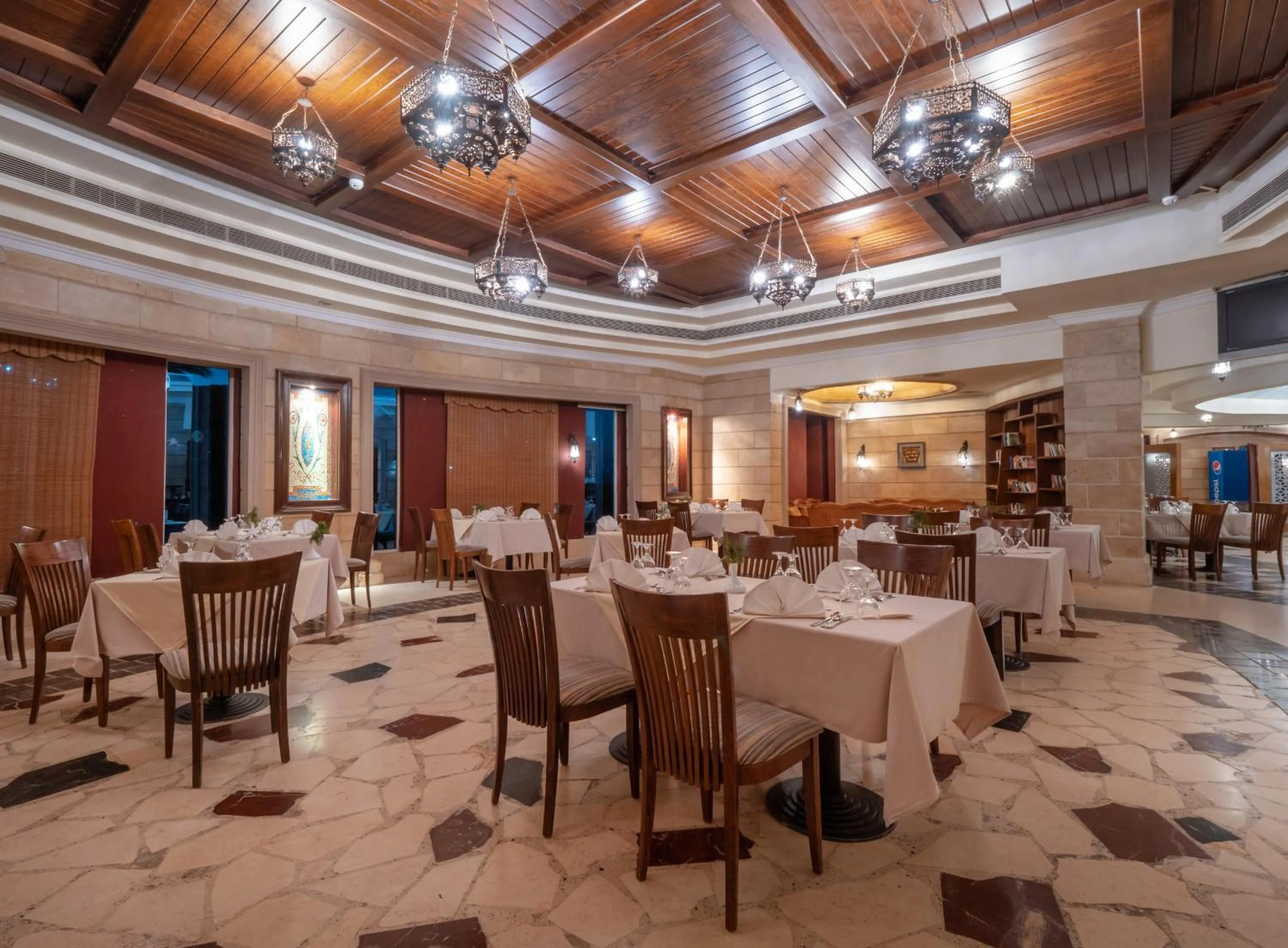 Restaurant/places to eat in Serenity Alpha Beach - Ex Serenity Makadi Beach