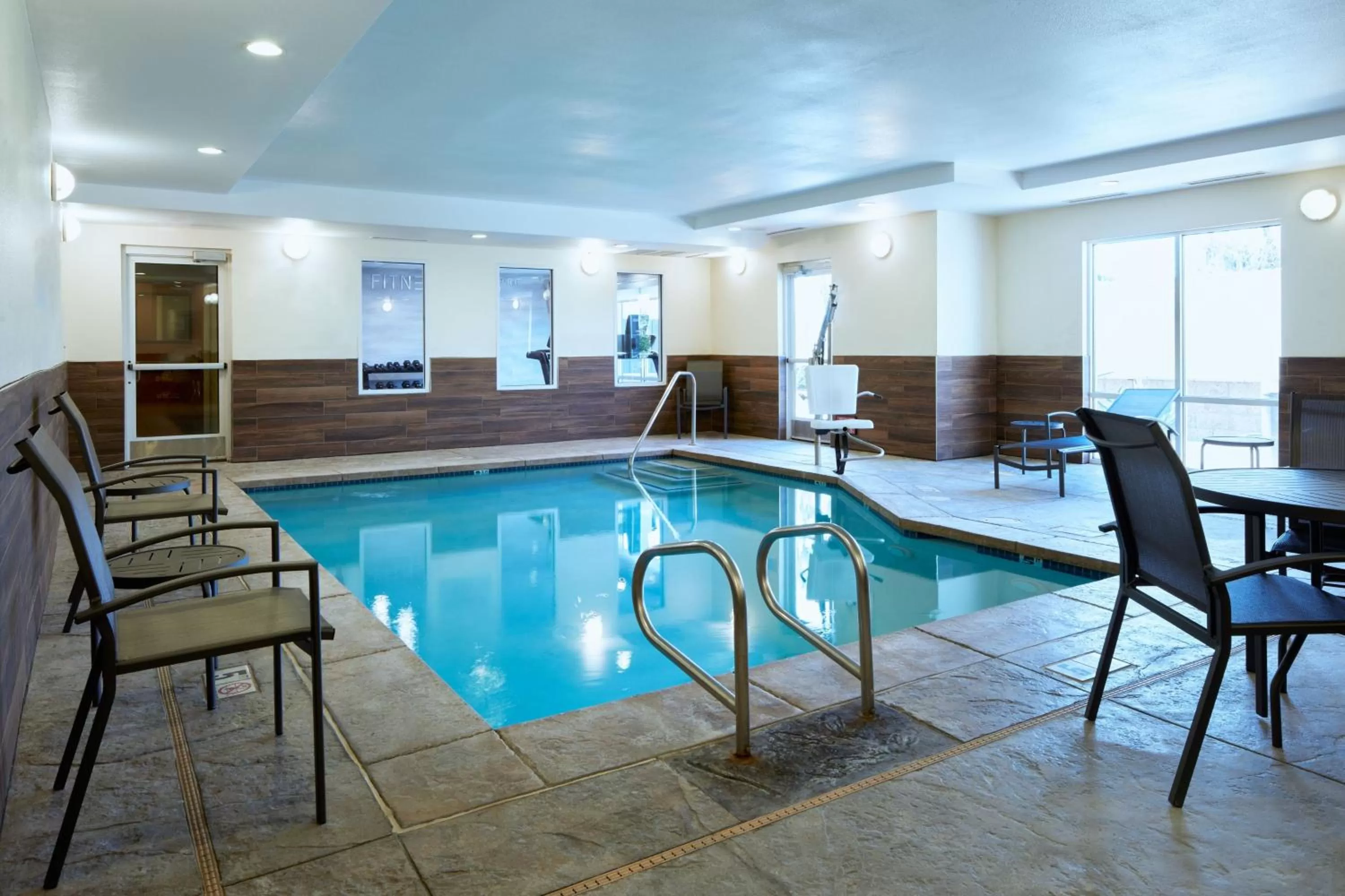 Swimming pool in Fairfield Inn and Suites San Bernardino