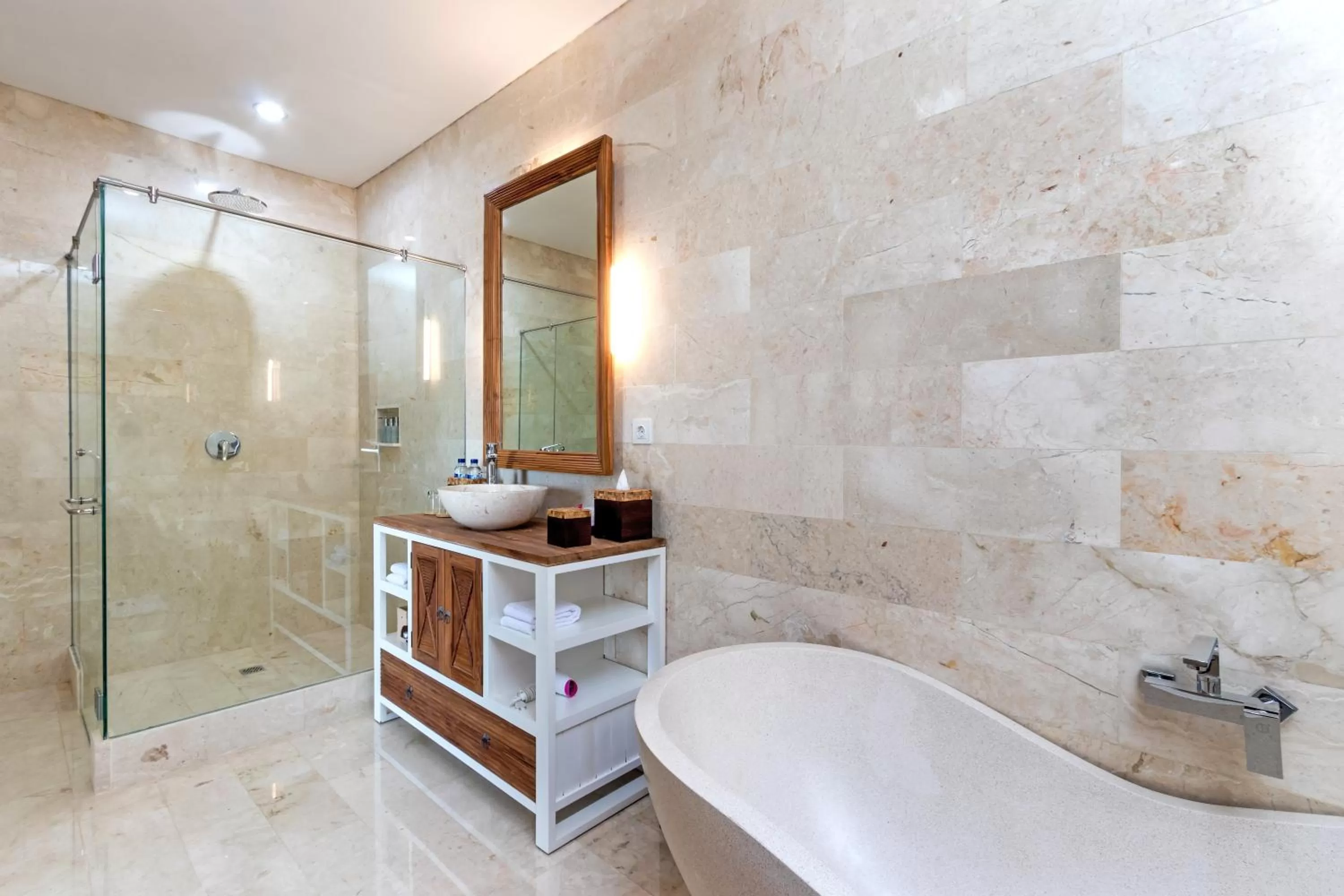 Bathroom in Wadari Retreat Villa Ubud