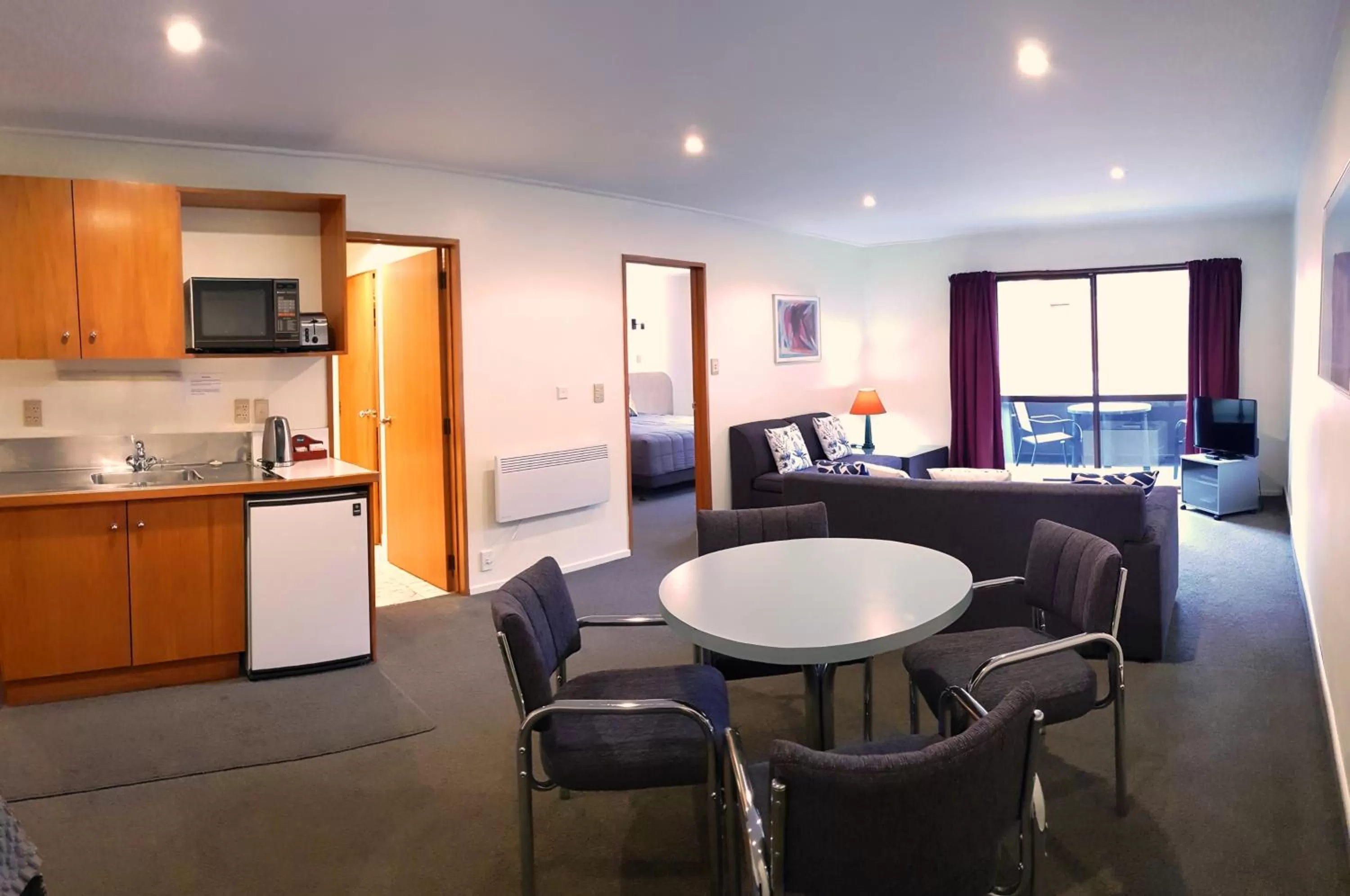 Kitchen or kitchenette in St James Apartments