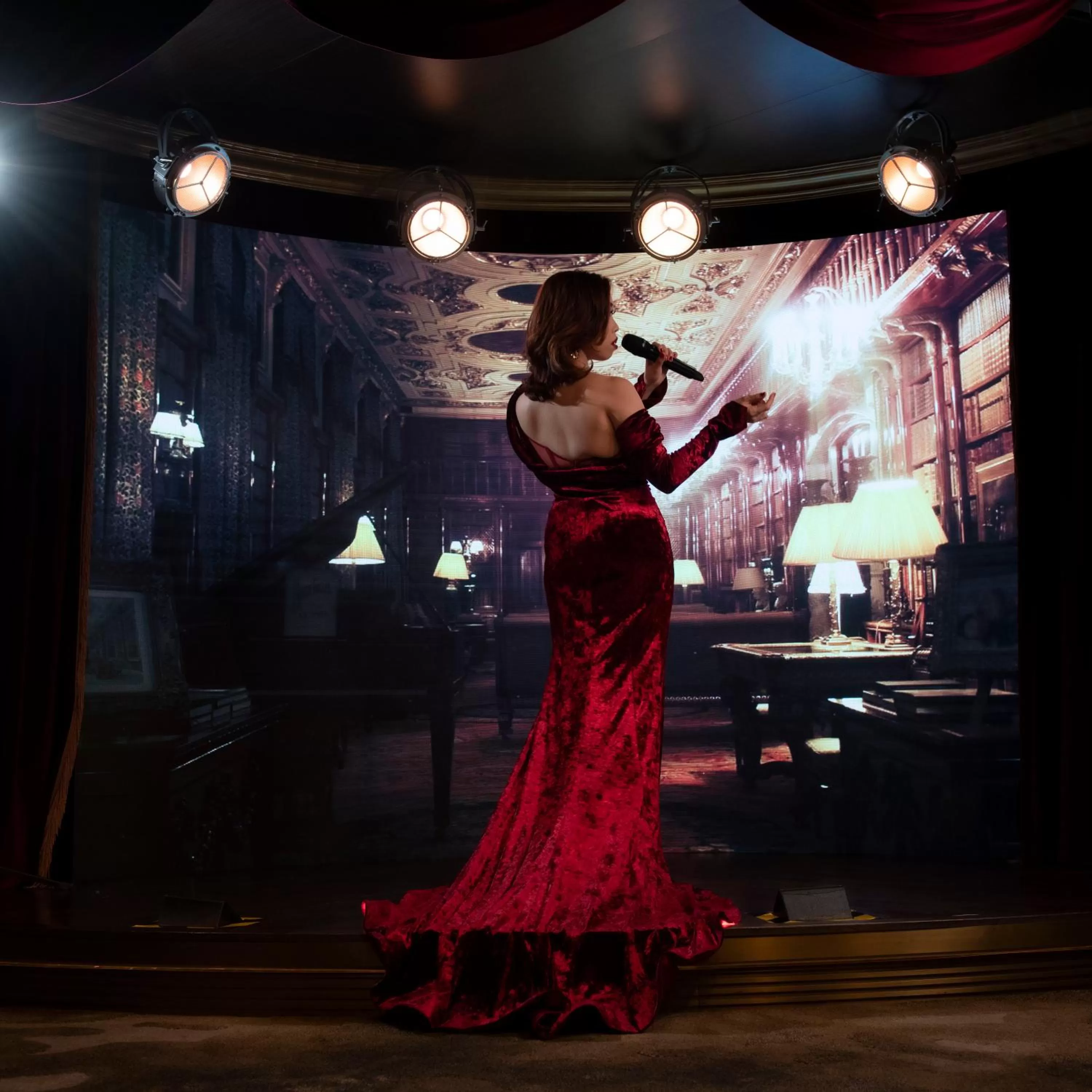 Lounge or bar in The Emperor Hotel