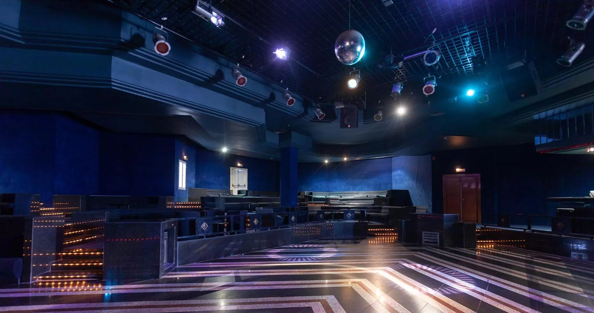 Evening entertainment in El Mouradi Palace- Couple et Famille uniquement