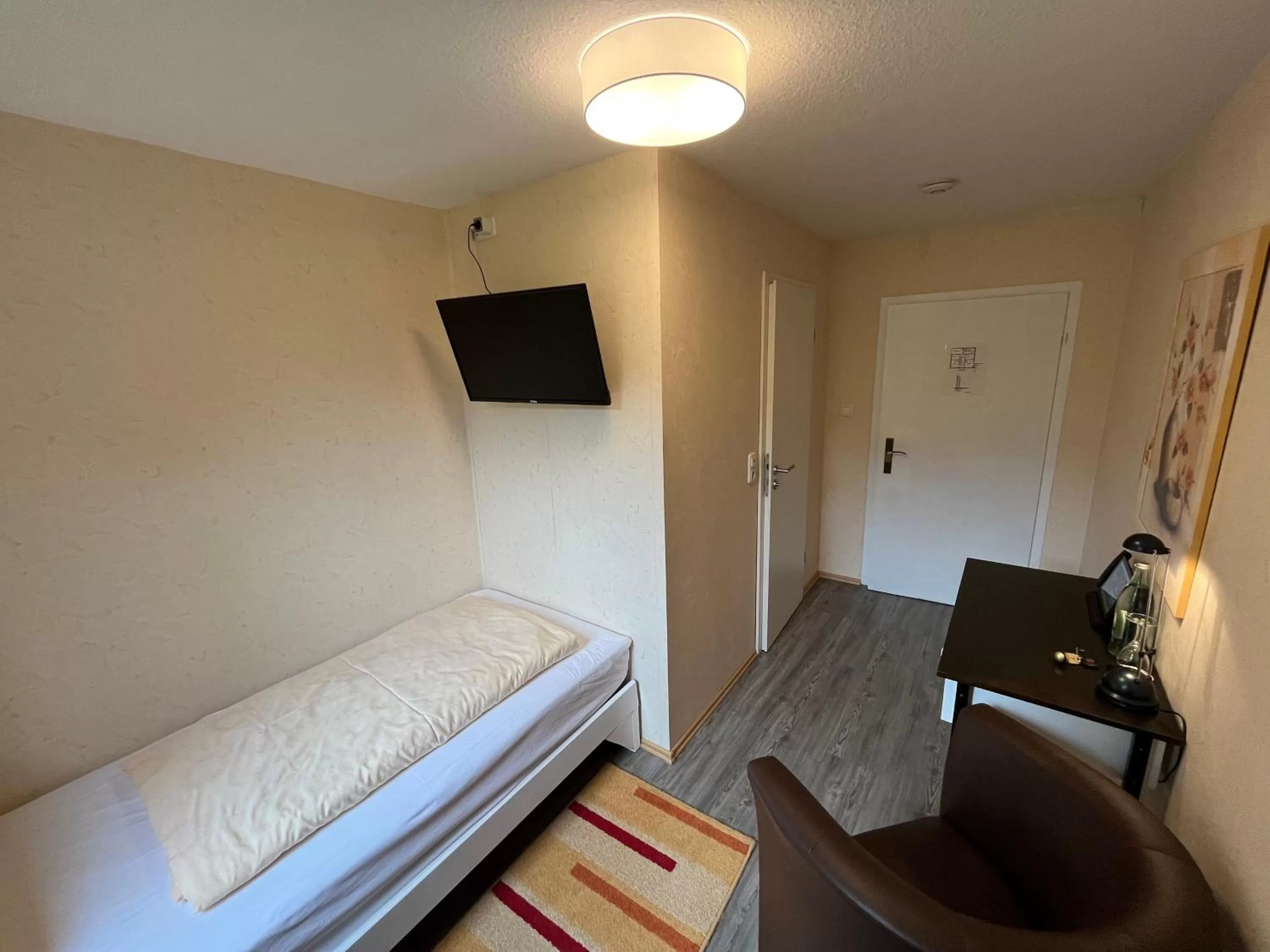 TV and multimedia, Bed in Gasthaus Breitenbach