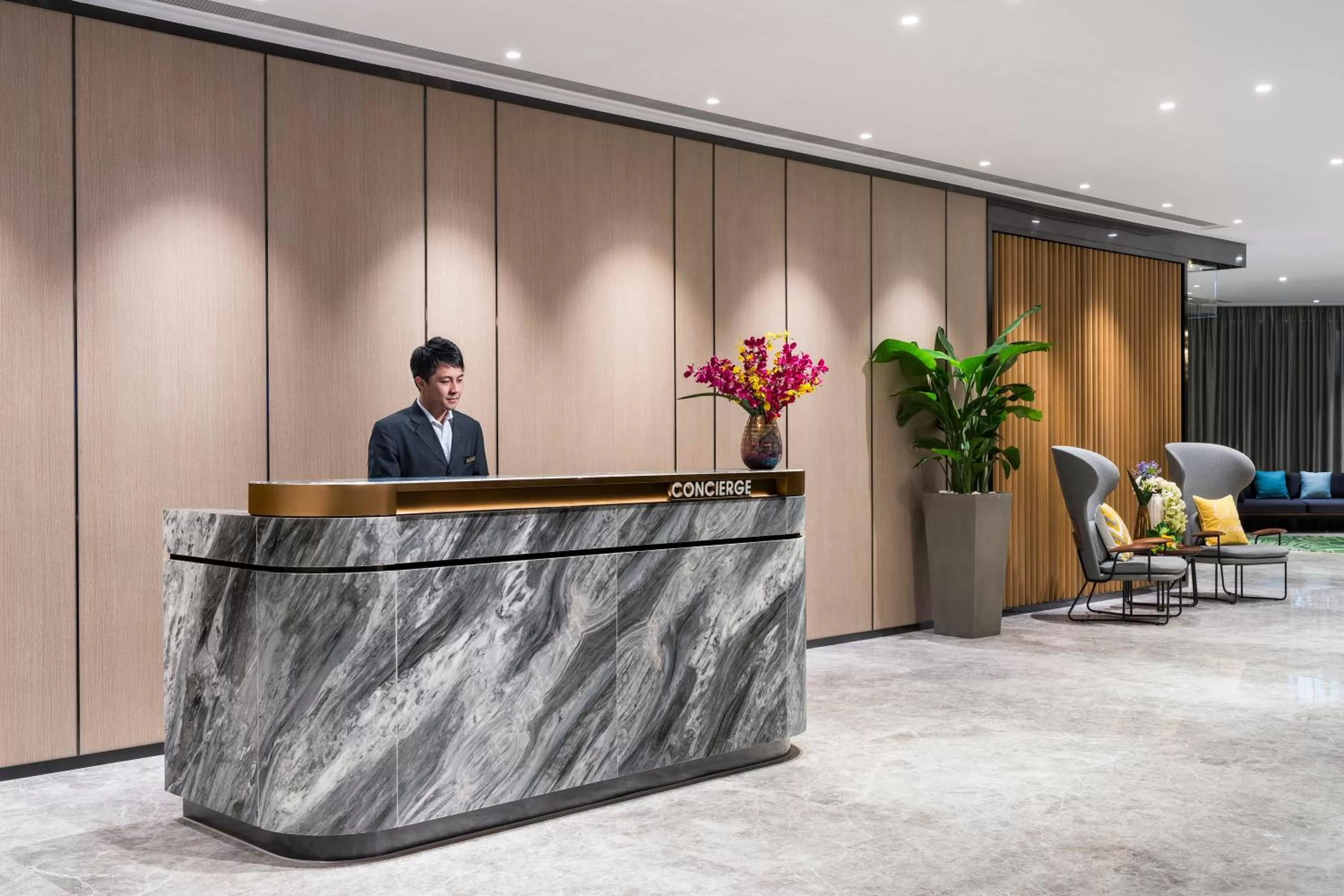 concierge in Royal Park Hotel