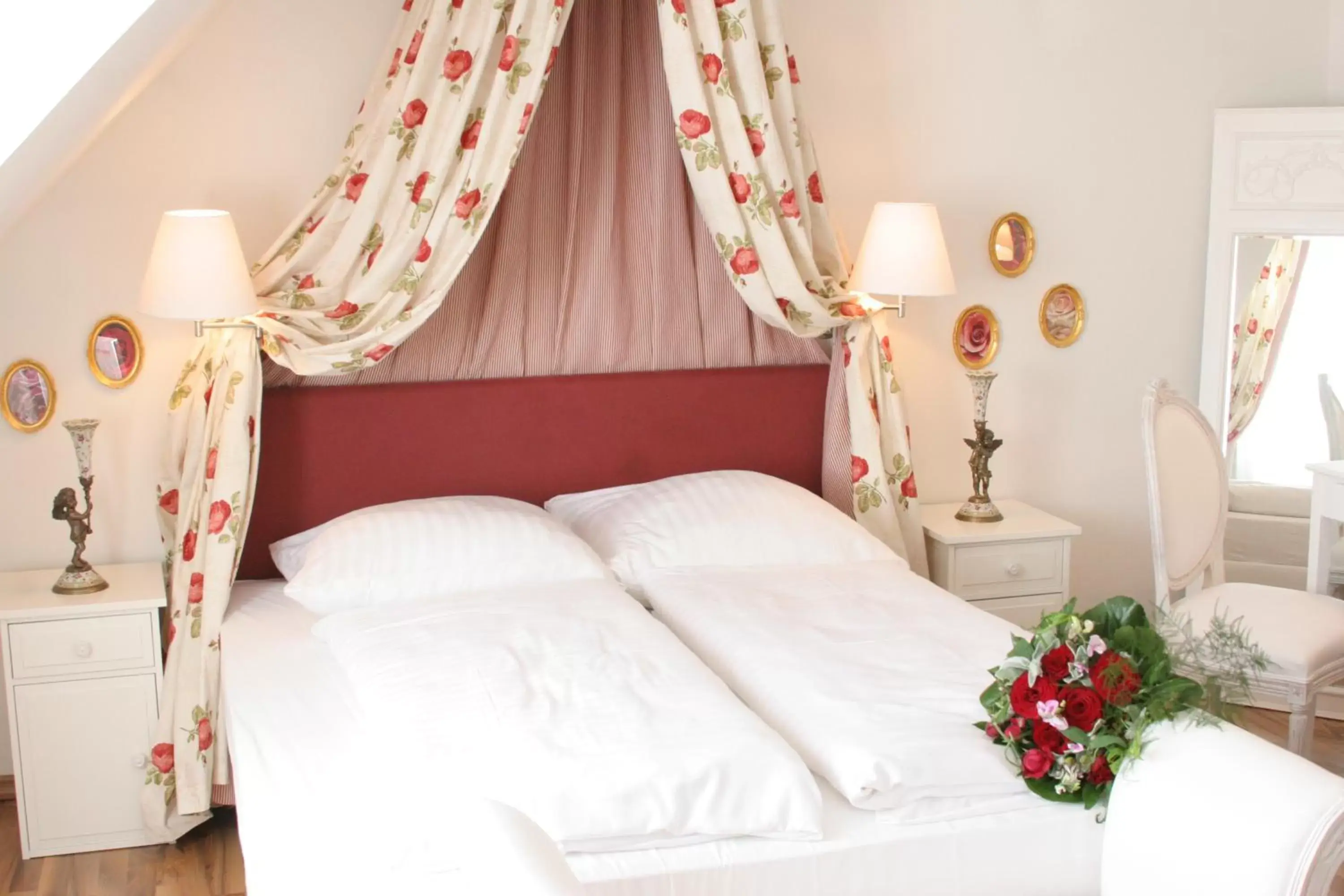 Theme room in Hotel Wilhelm Busch Theme room in Hotel Wilhelm Busch