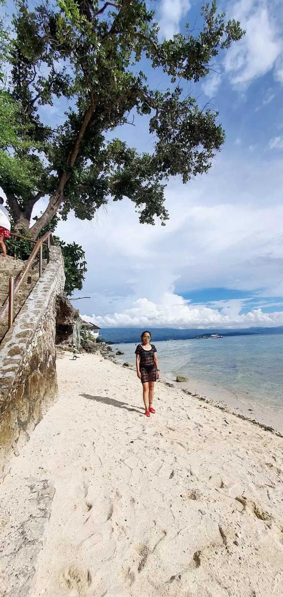 Pescador View - Beachfront ,Extensions & nearby the Ocean Hostels & Restaurant Moalboal