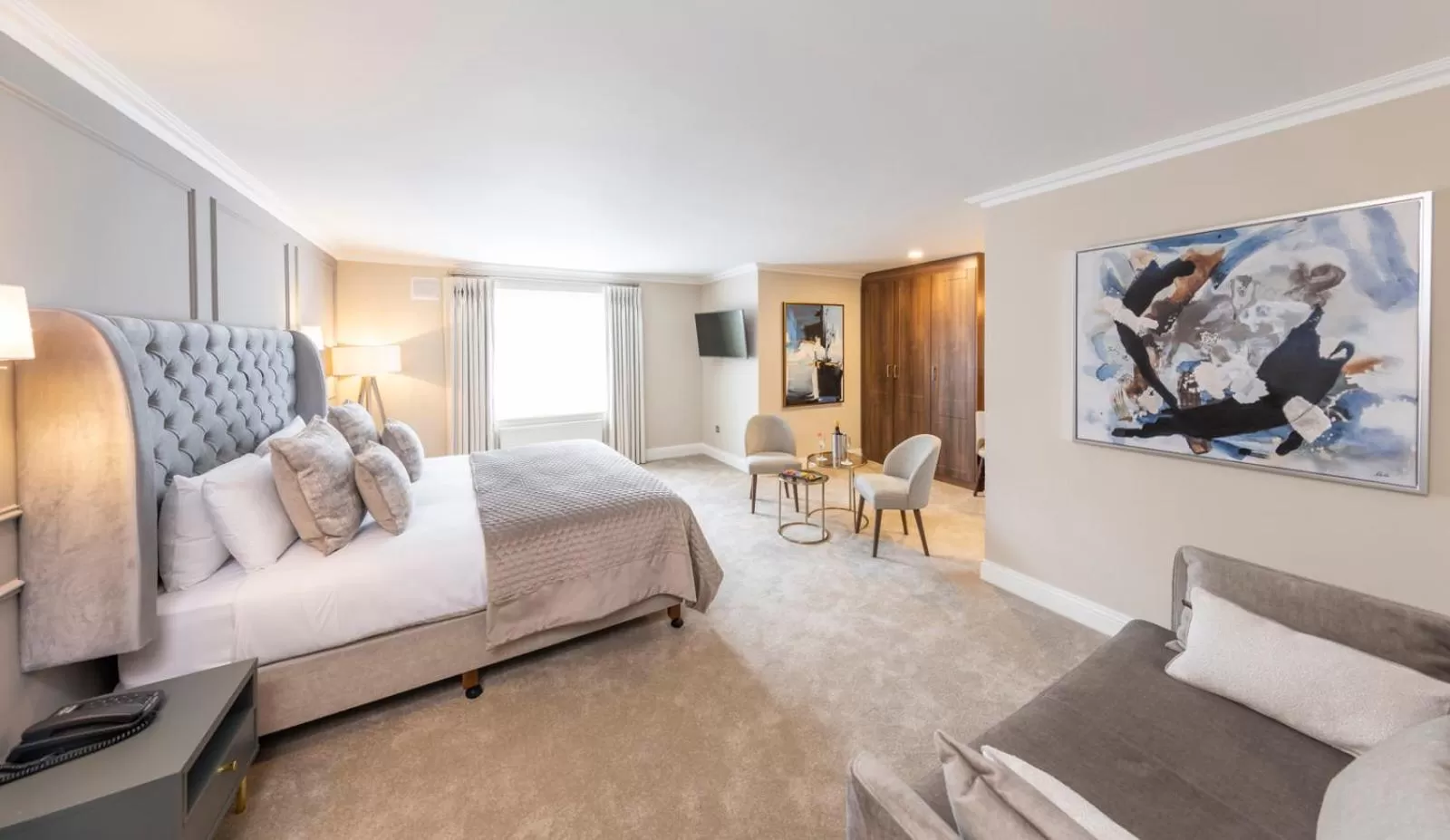 Bedroom, Bed in The Sandymount Hotel