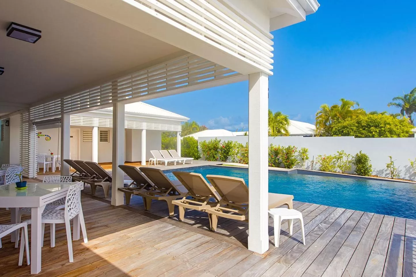 Property building, Swimming Pool in Hôtel La Christophine