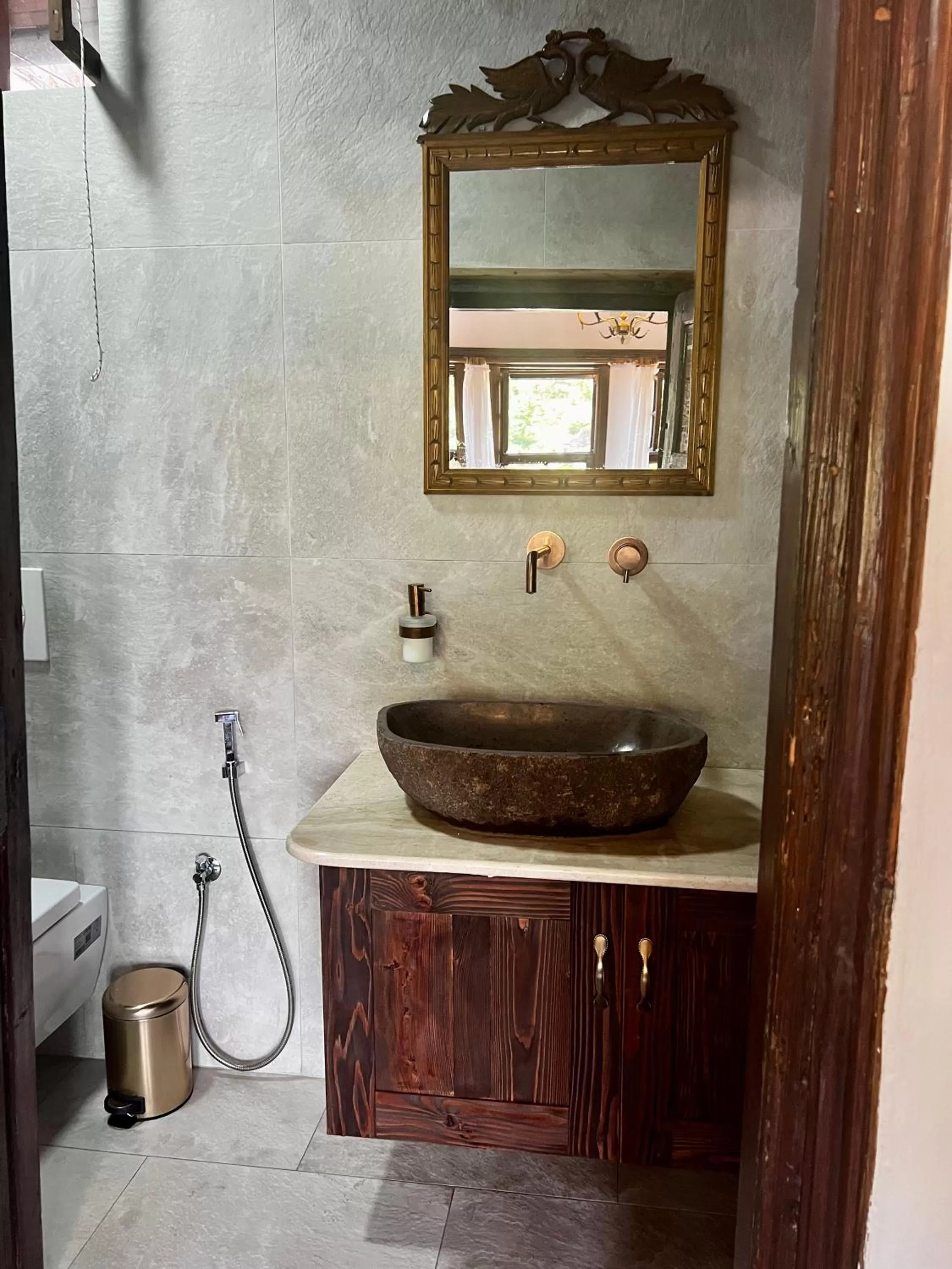 Bathroom in HOTEL ANSEL