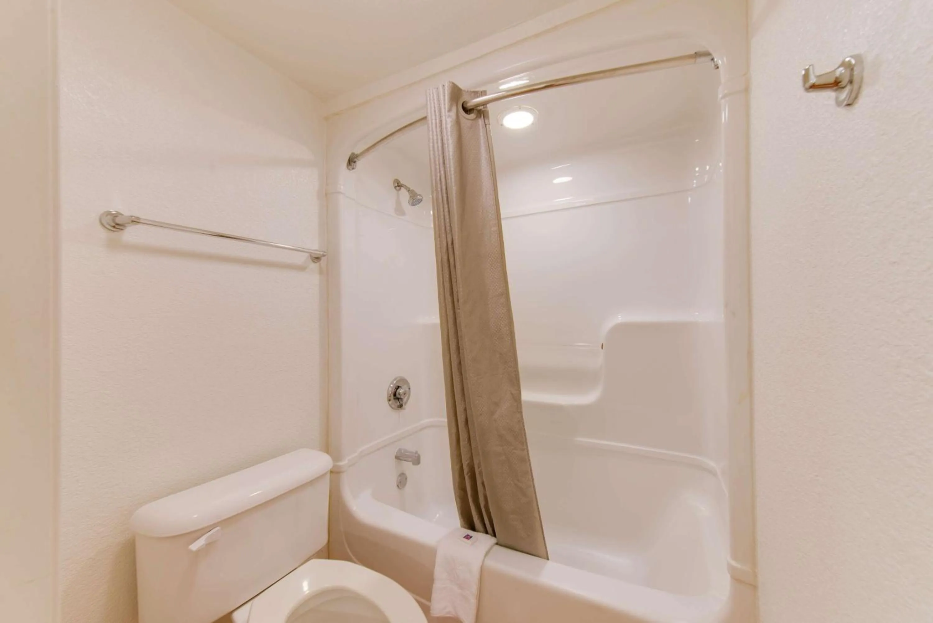 Shower in Motel 6-Norfolk, VA