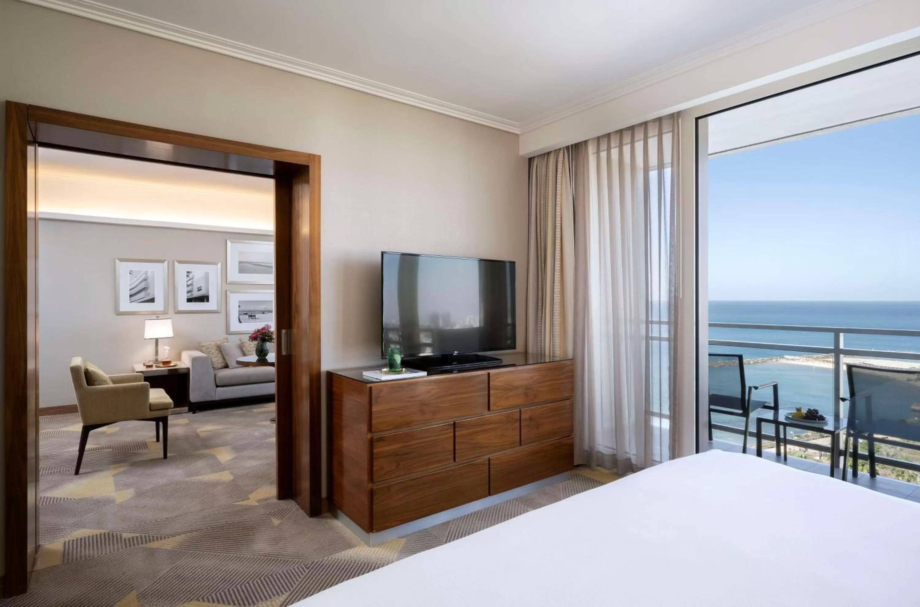 View (from property/room), Bed in Hilton Tel Aviv Hotel