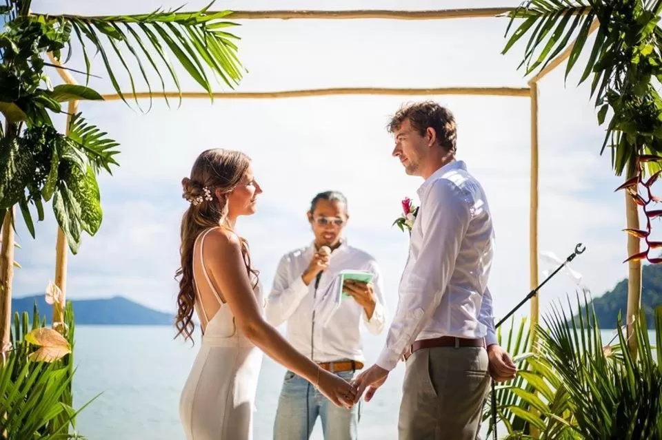 Indie Beach Bungalows