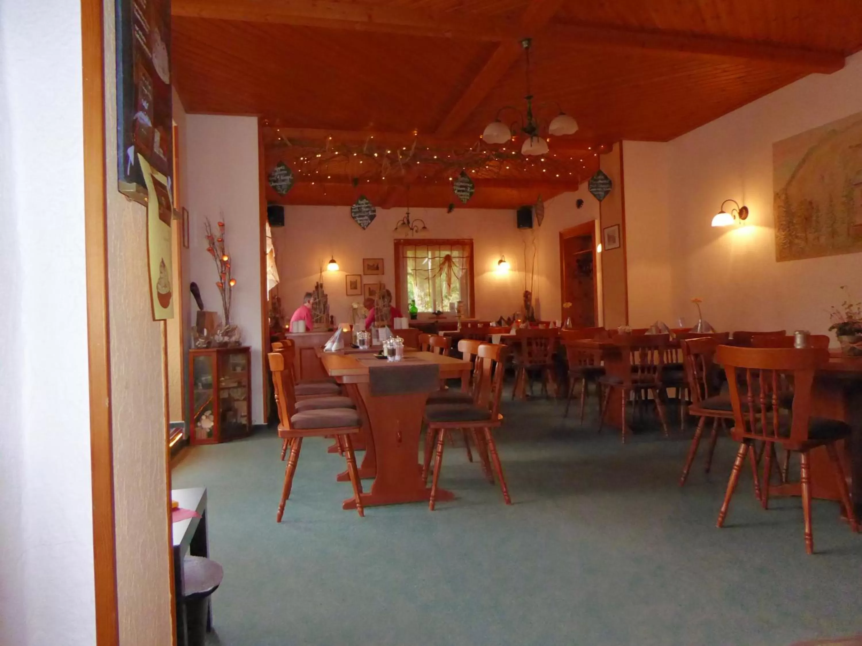 Restaurant/places to eat in Pension Waldschlösschen