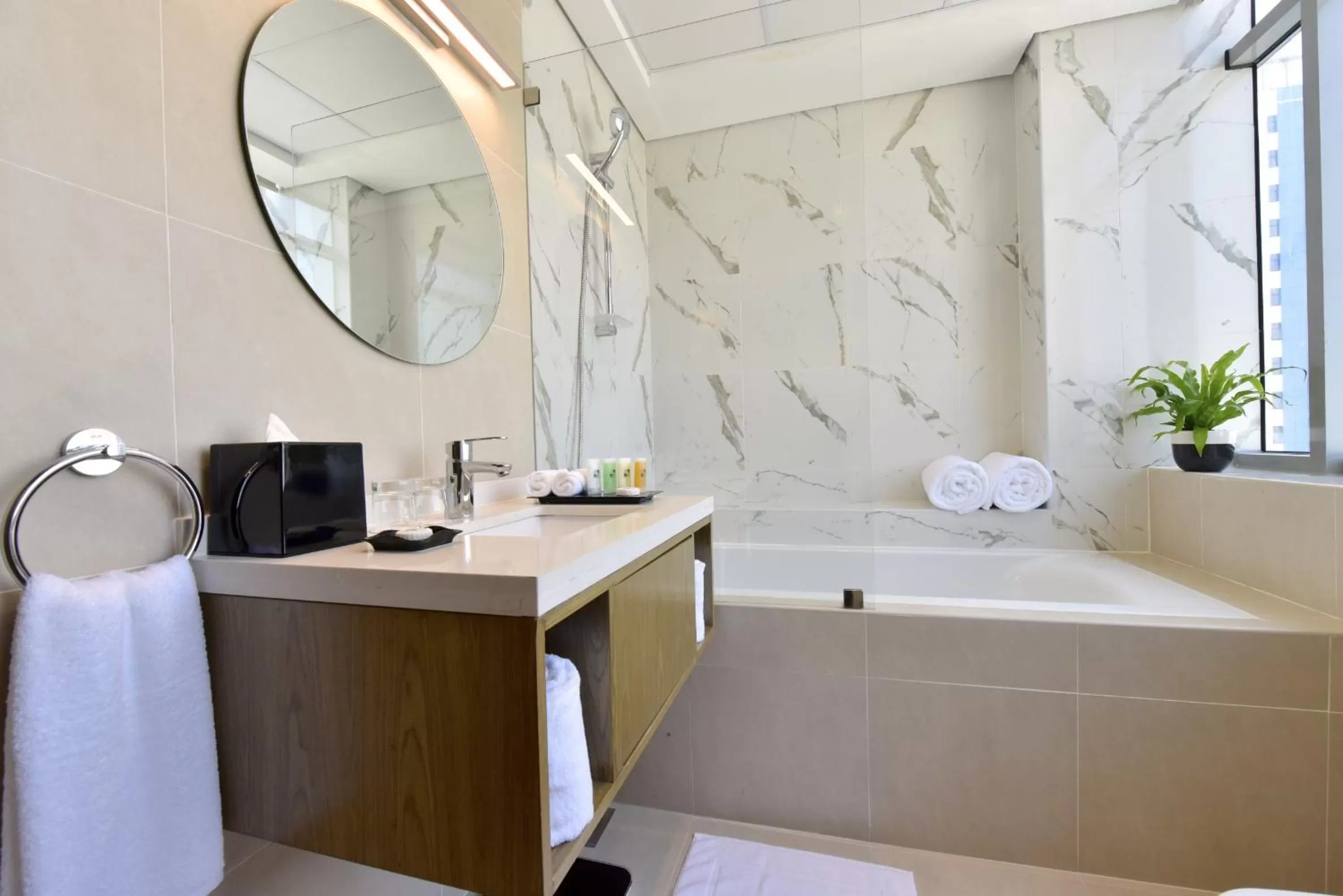 Shower in Swiss-Belresidences Juffair