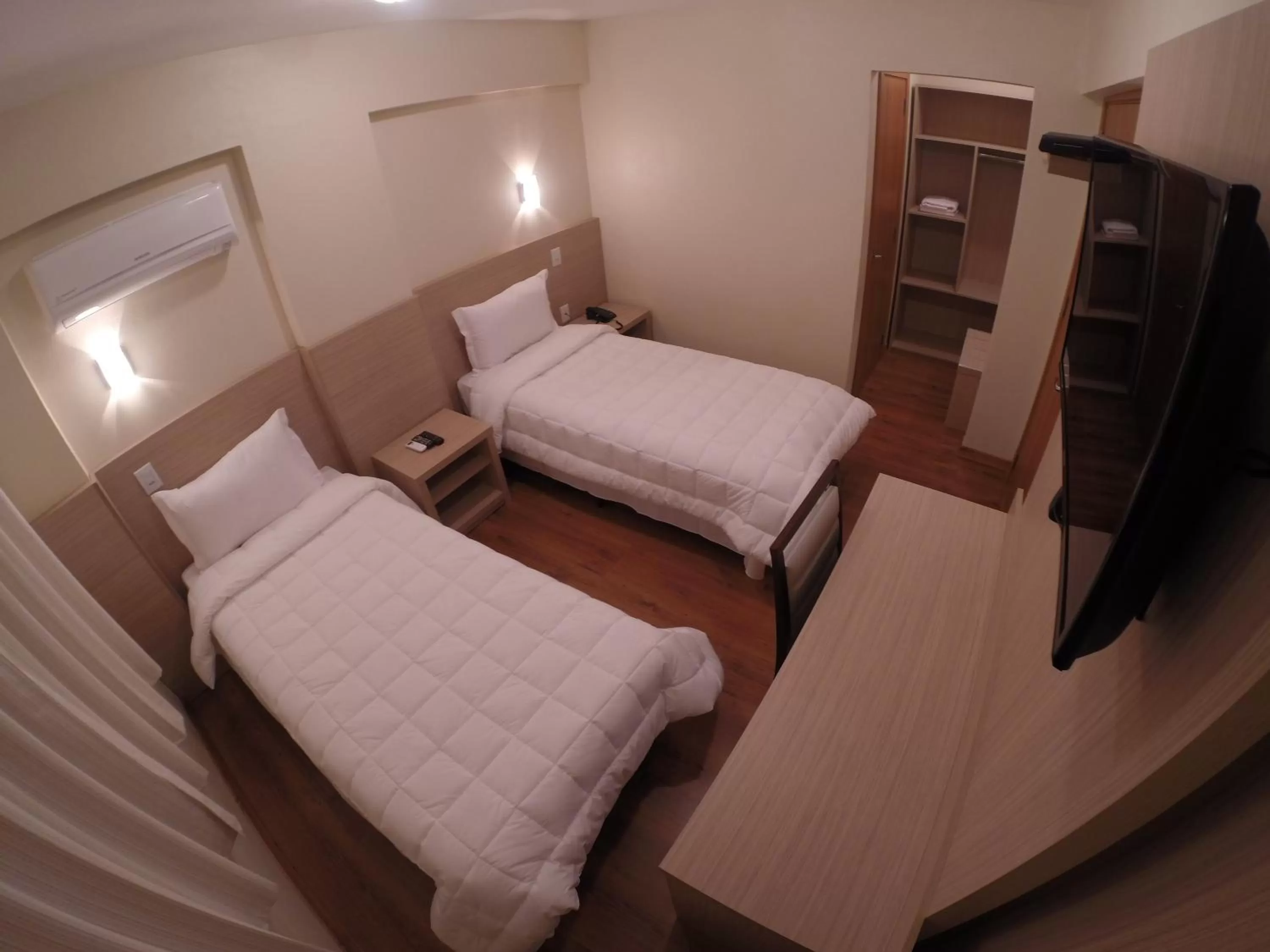 Photo of the whole room, Bed in Hotel Almanara