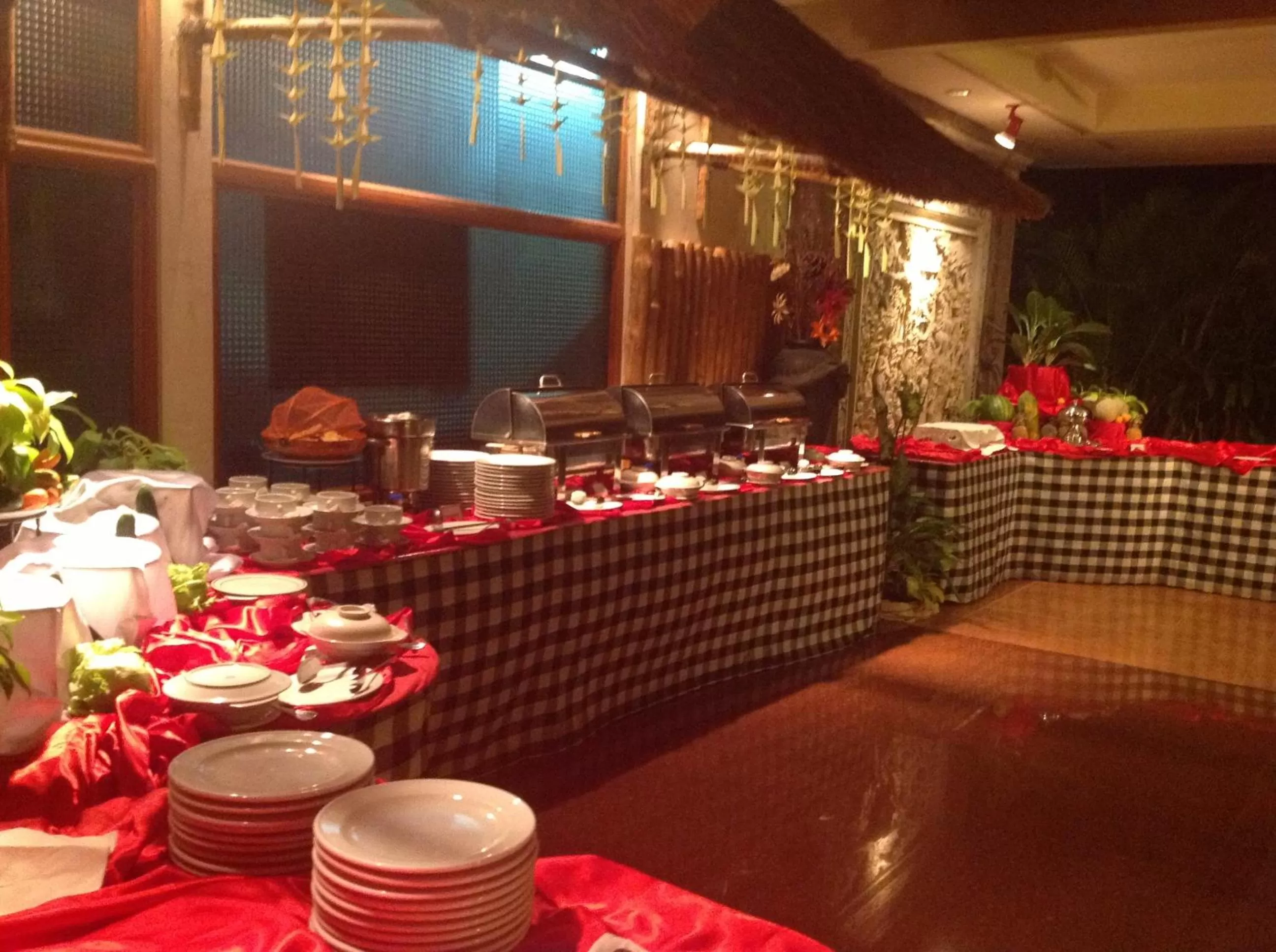 Restaurant/places to eat in Parigata Resorts and Spa