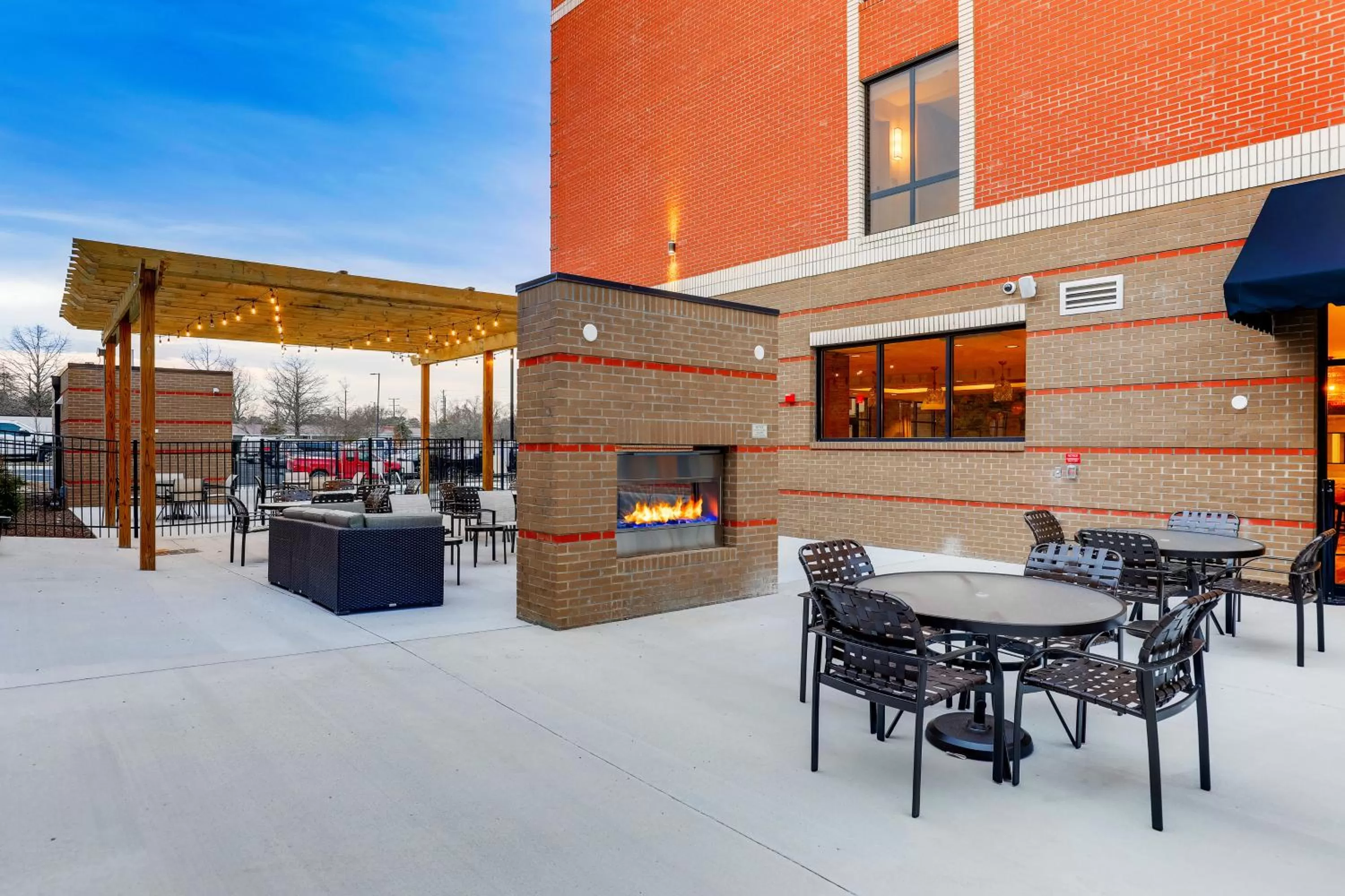 Patio in SpringHill Suites by Marriott Cheraw