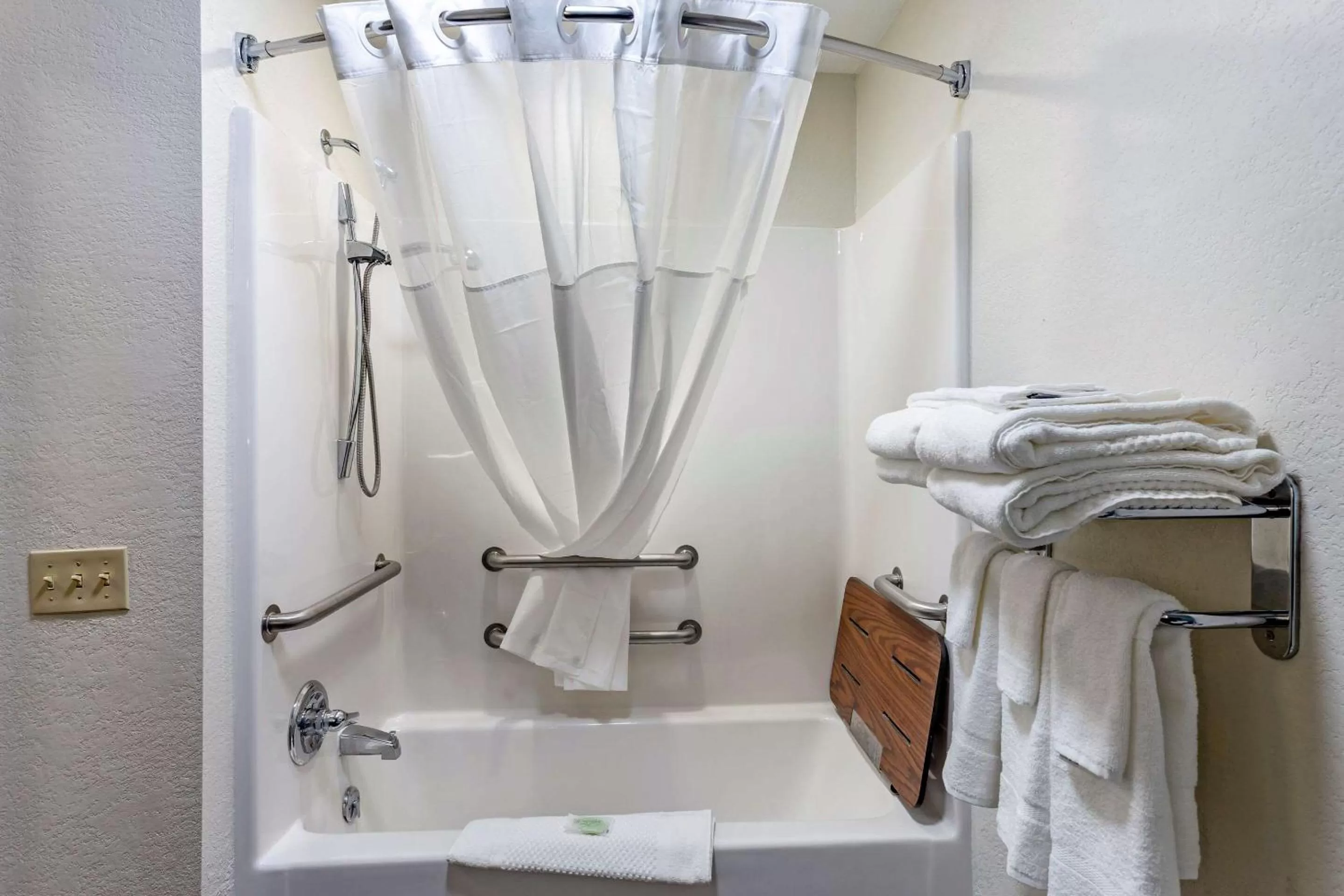 Bathroom in Sleep Inn St Robert-Fort Leonard Wood