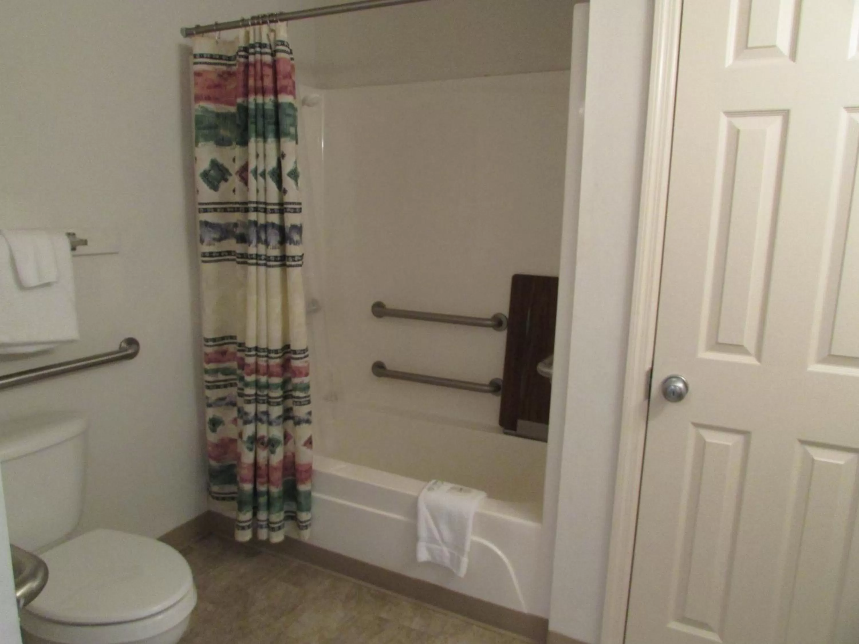 Douglas Inn & Suites, Blue Ridge, GA