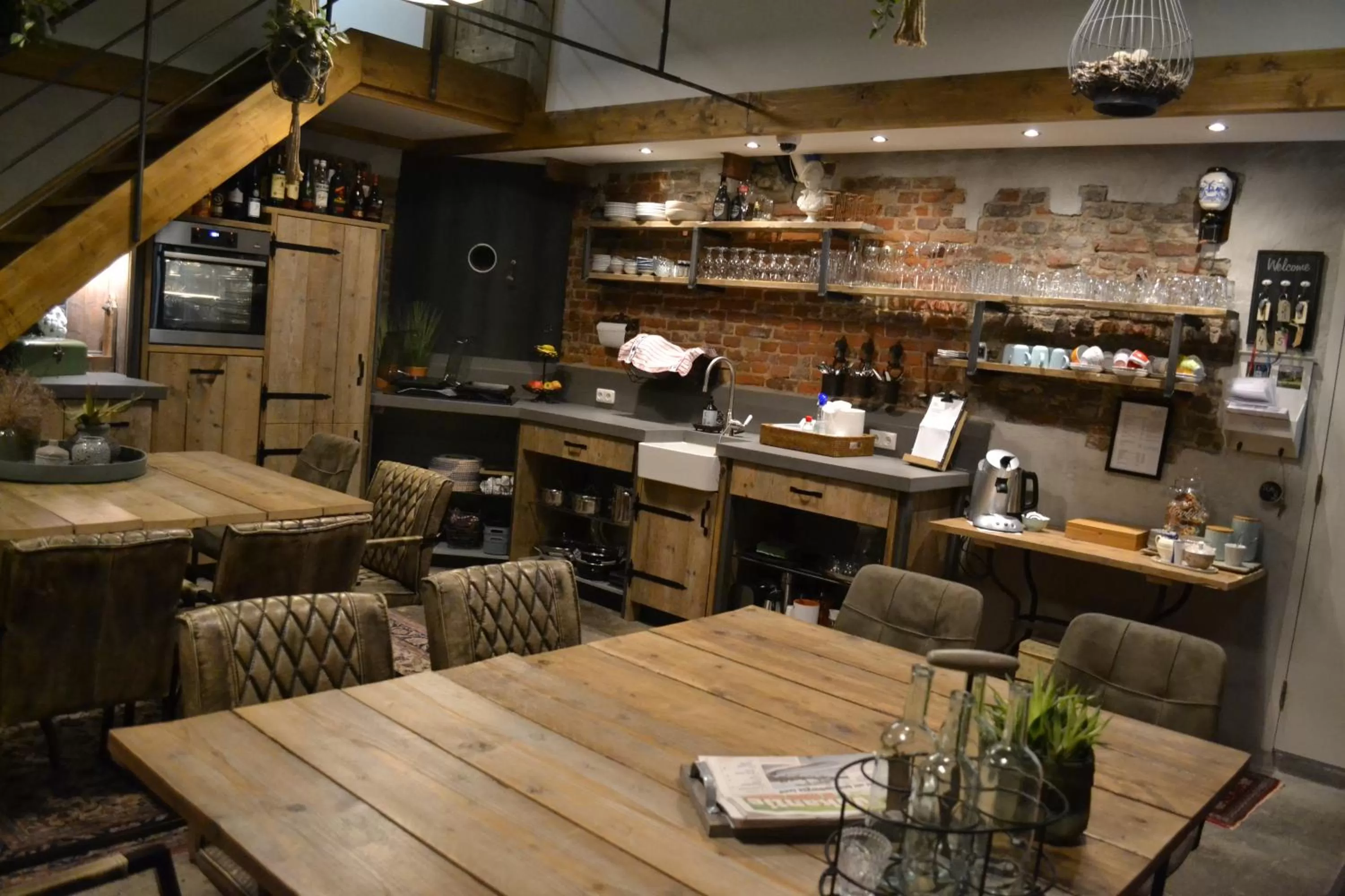 Communal lounge/ TV room in Bed & Breakfast aan de Beek