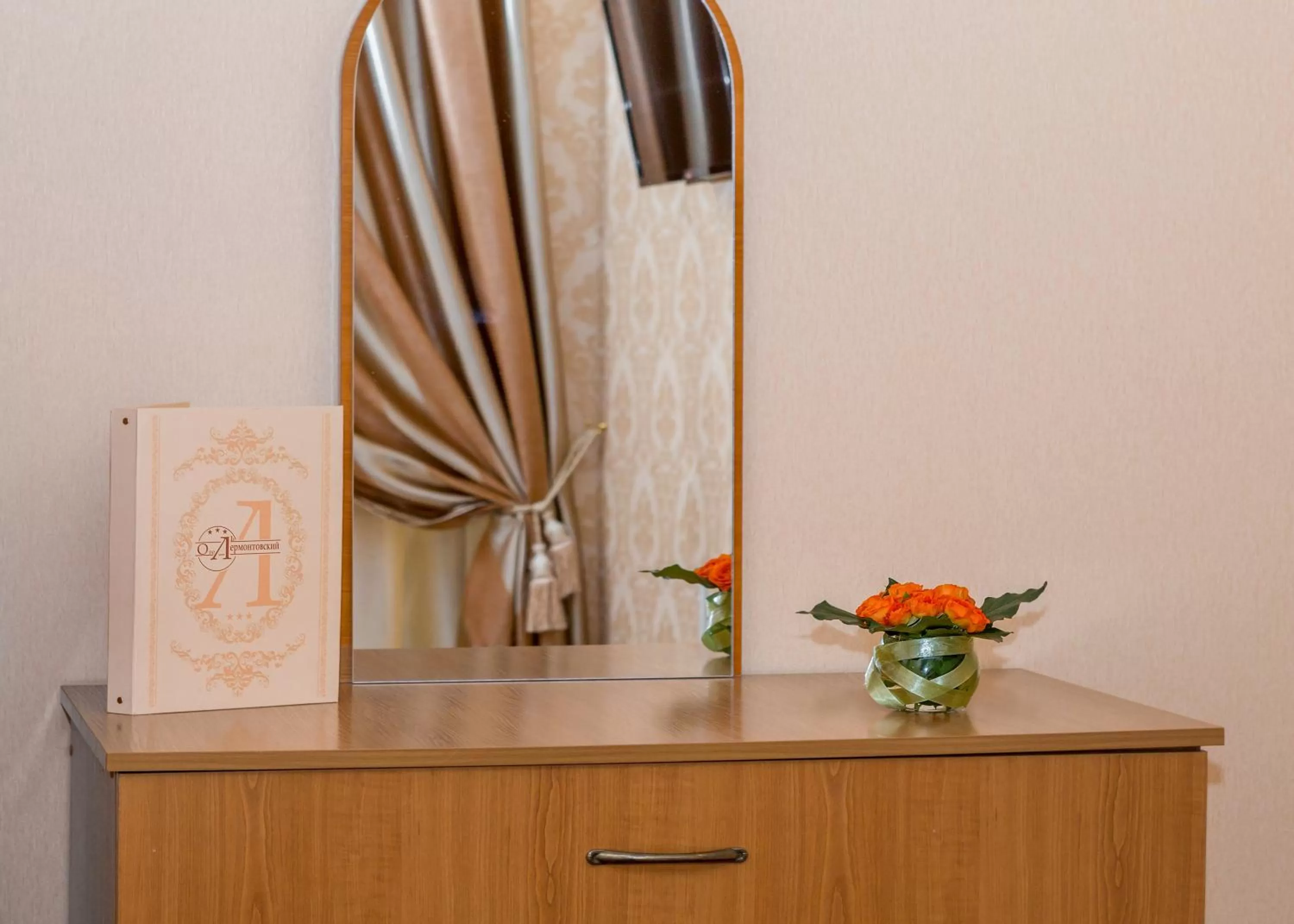 Decorative detail in Lermontovskiy Hotel