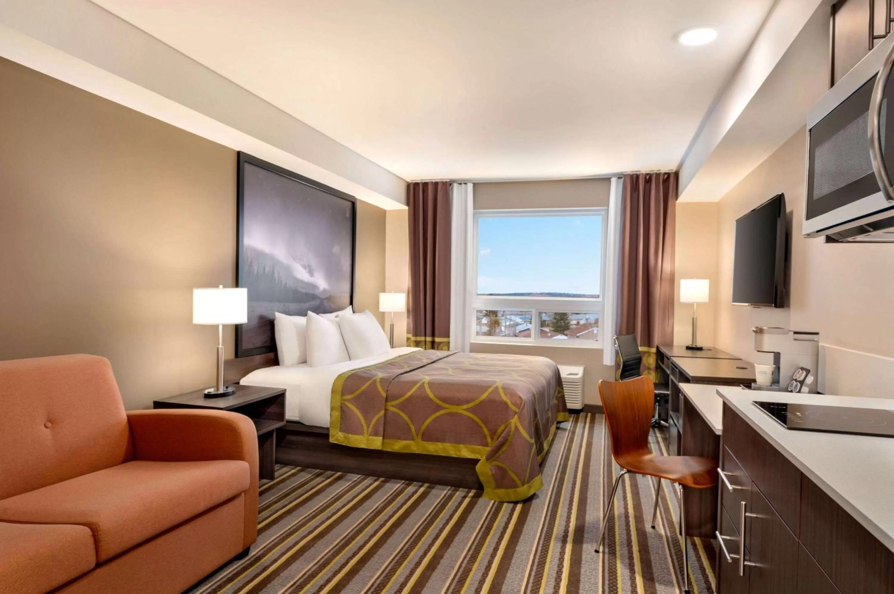 Photo of the whole room, Bed in Super 8 by Wyndham Thompson