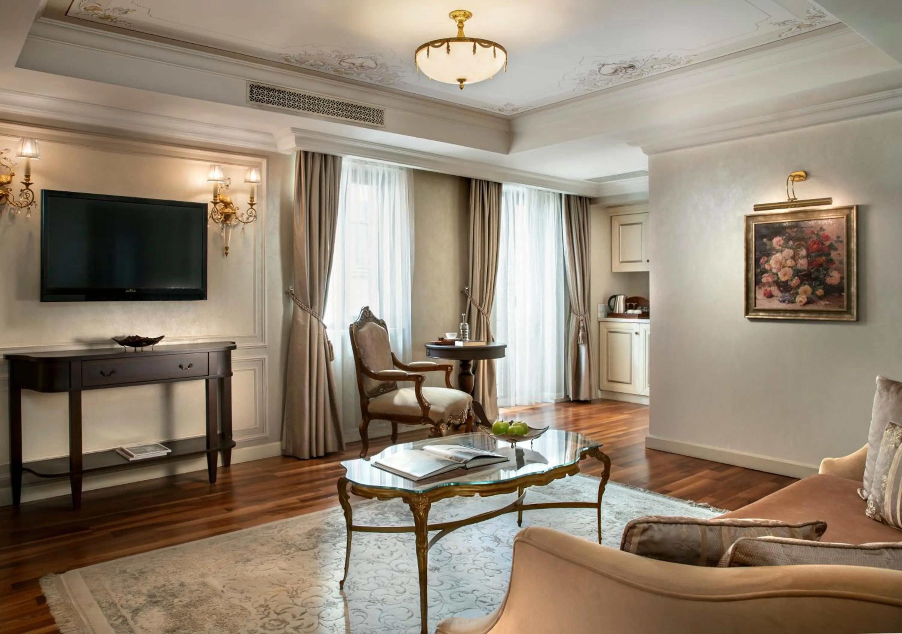 Living room in Rixos Pera Istanbul