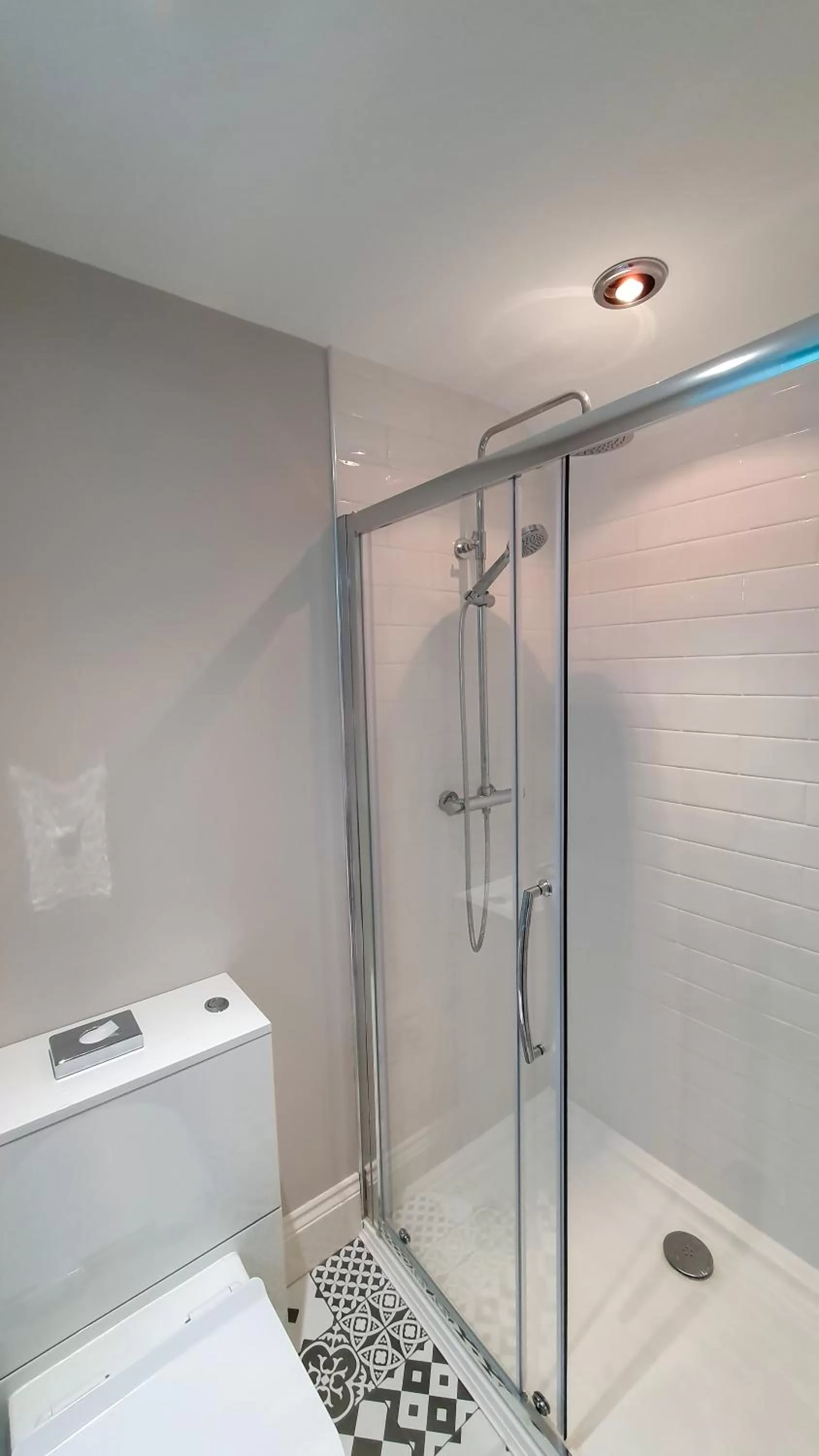 Bathroom in The Adam and Eve