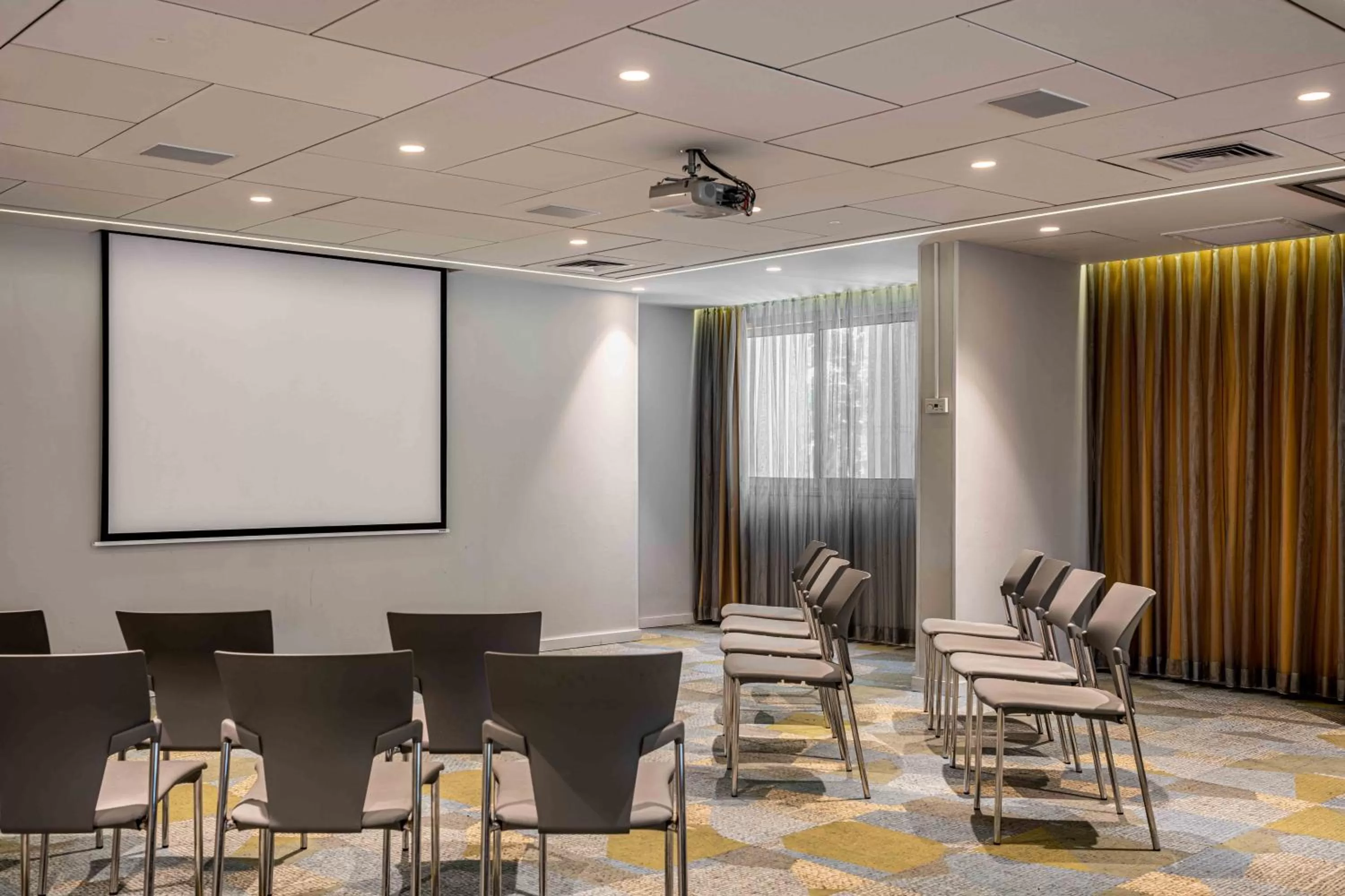 Meeting/conference room in Prima City Hotel