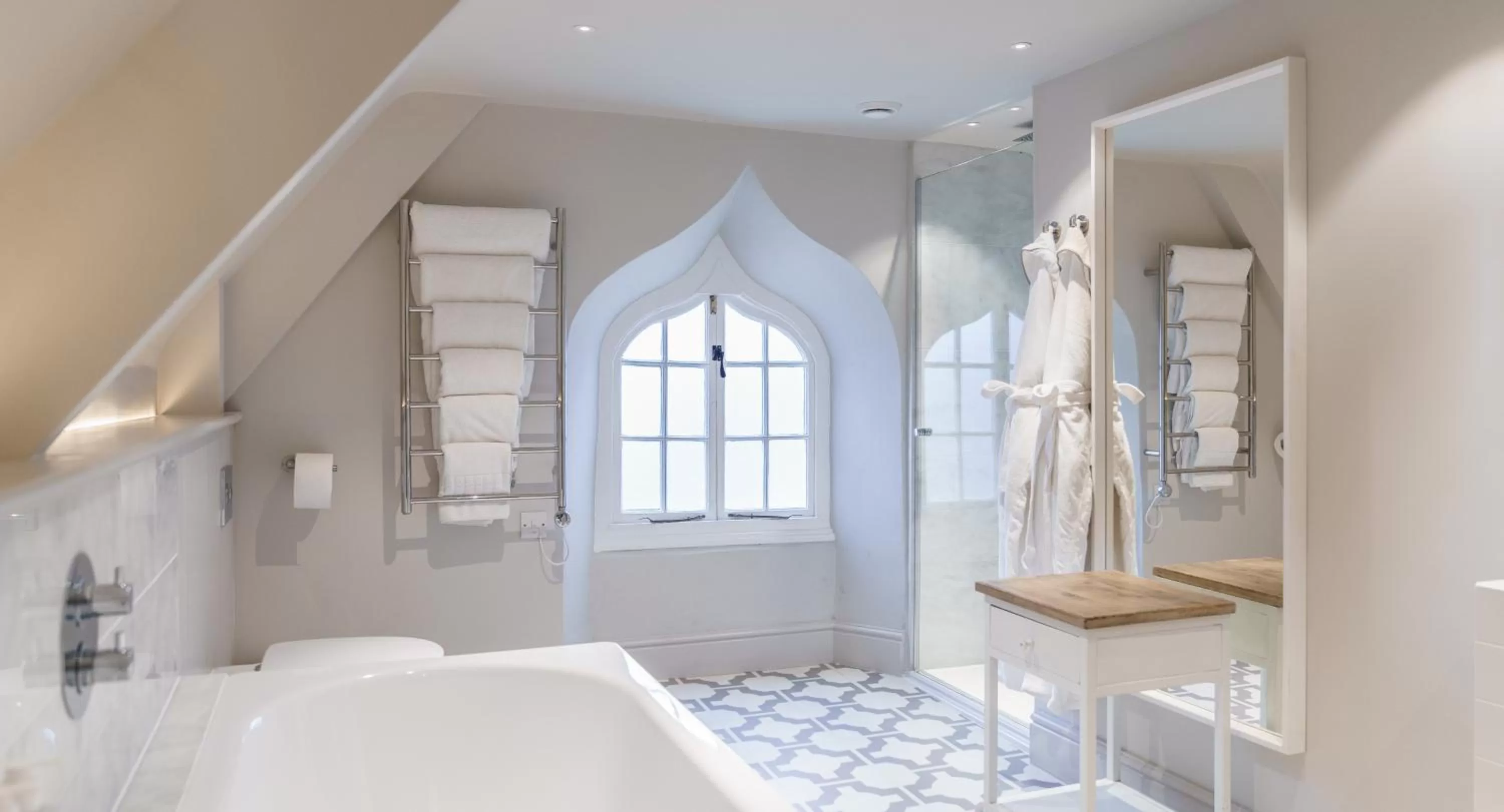 Bathroom in Penally Abbey Country House Hotel and Restaurant