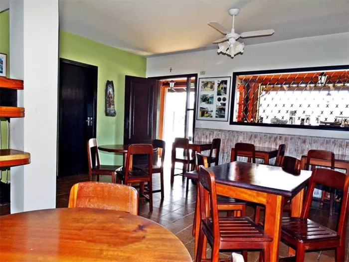 Restaurant/Places to Eat in Pousada Manobra