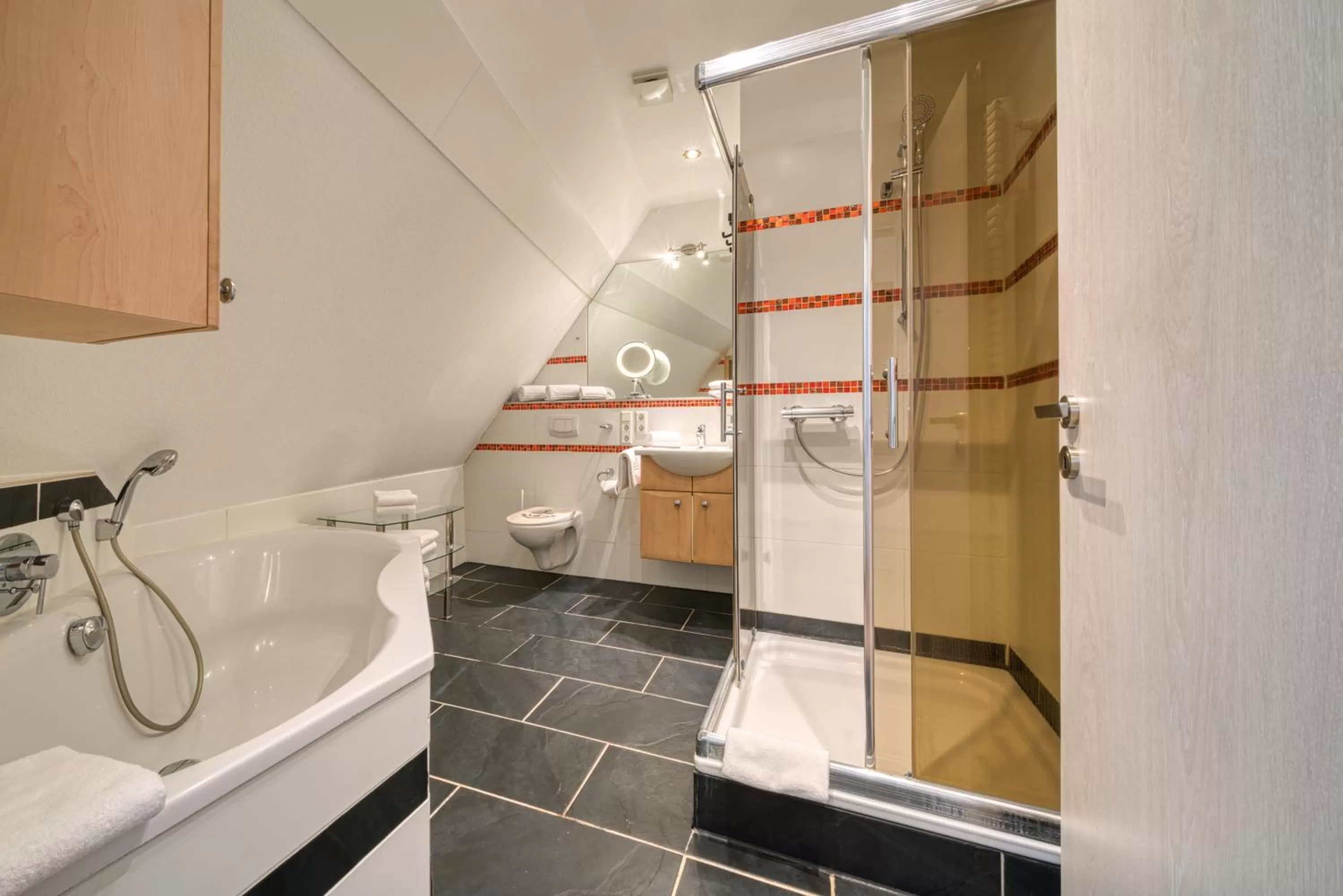 Shower in Hotel Am Fischmarkt