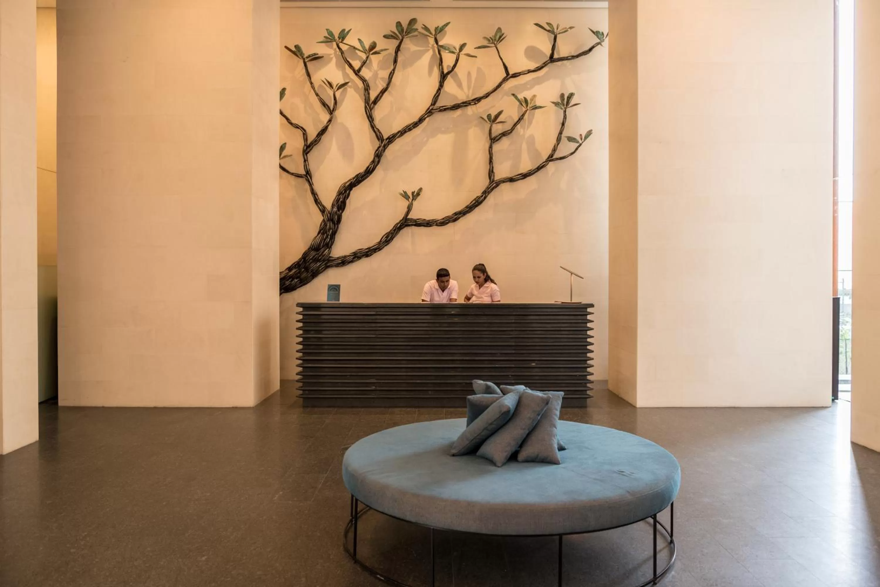 Living room in Jetwing Colombo Seven