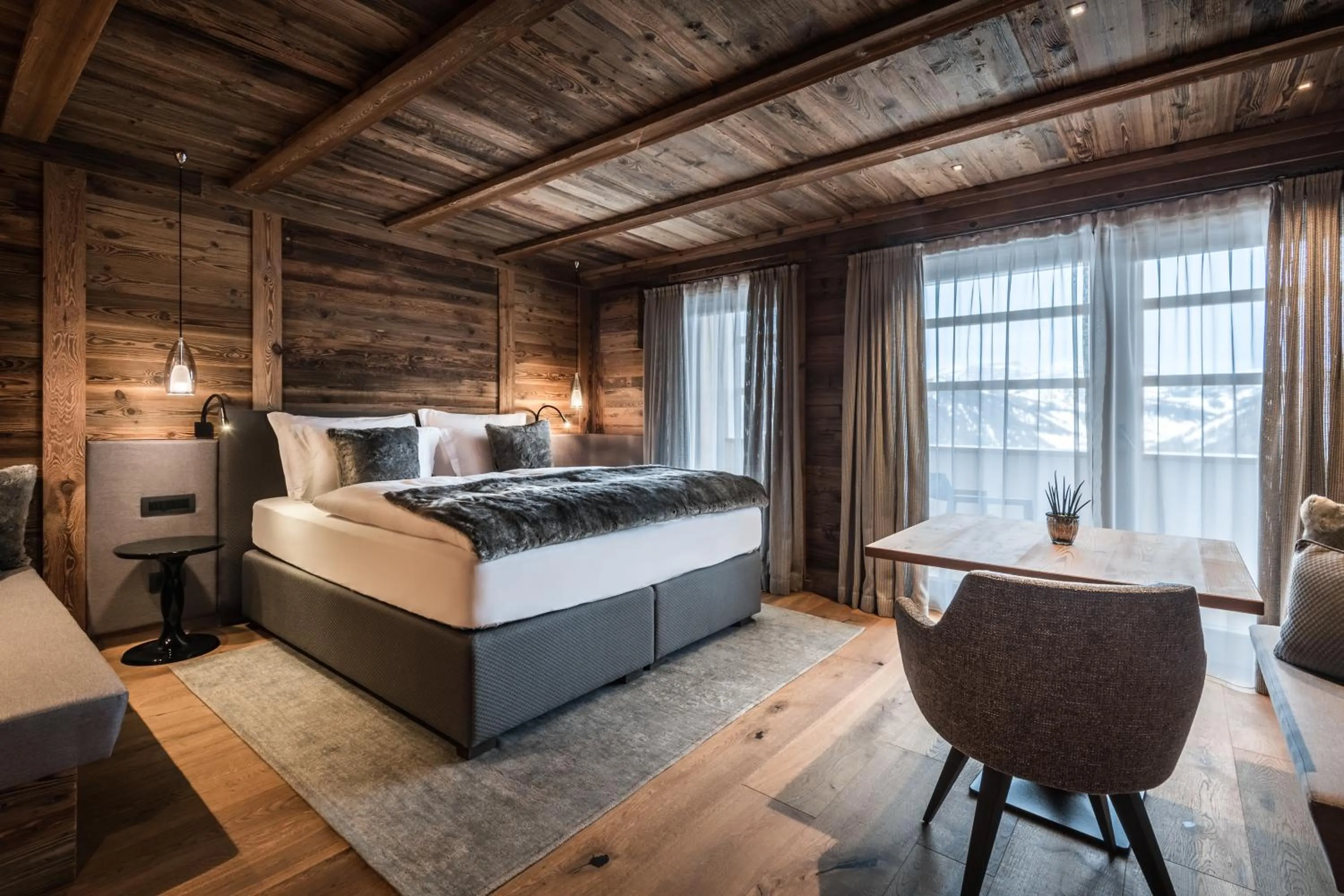 Photo of the whole room, Bed in Kolfuschgerhof Mountain Resort