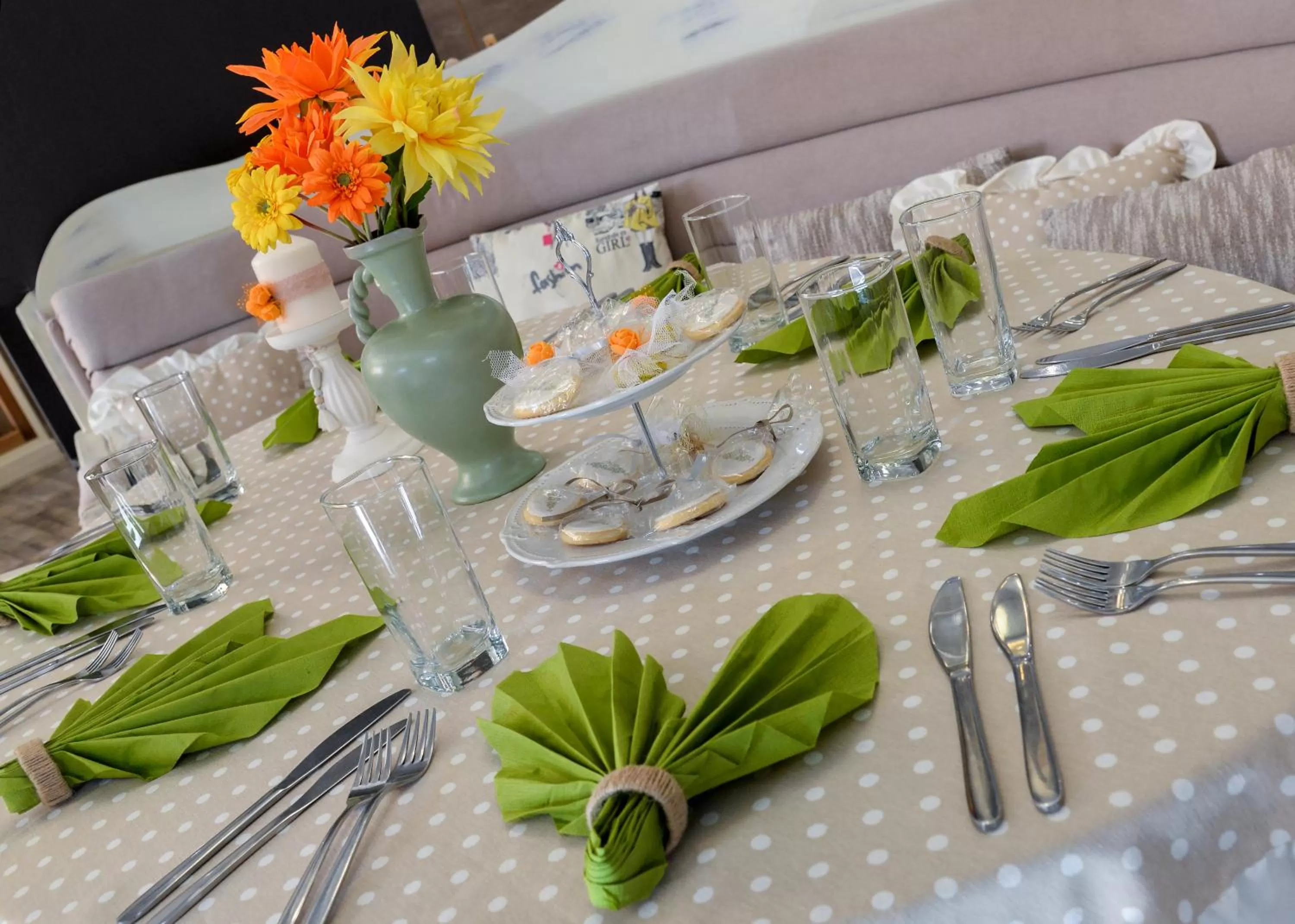 Restaurant/Places to Eat in Hotel Nove