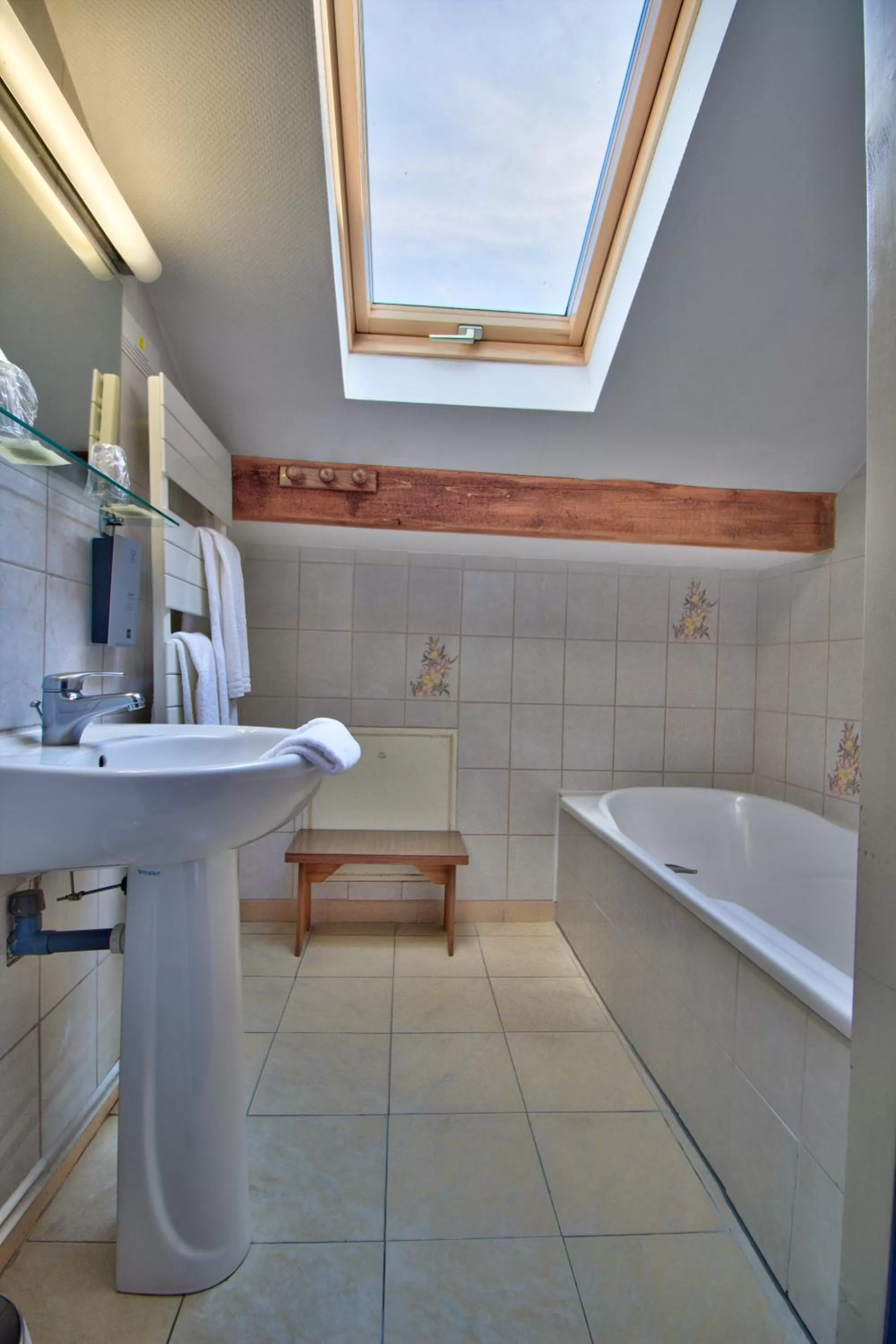 Bathroom in Logis Hôtel Restaurant Le Chalet du Mont Roland