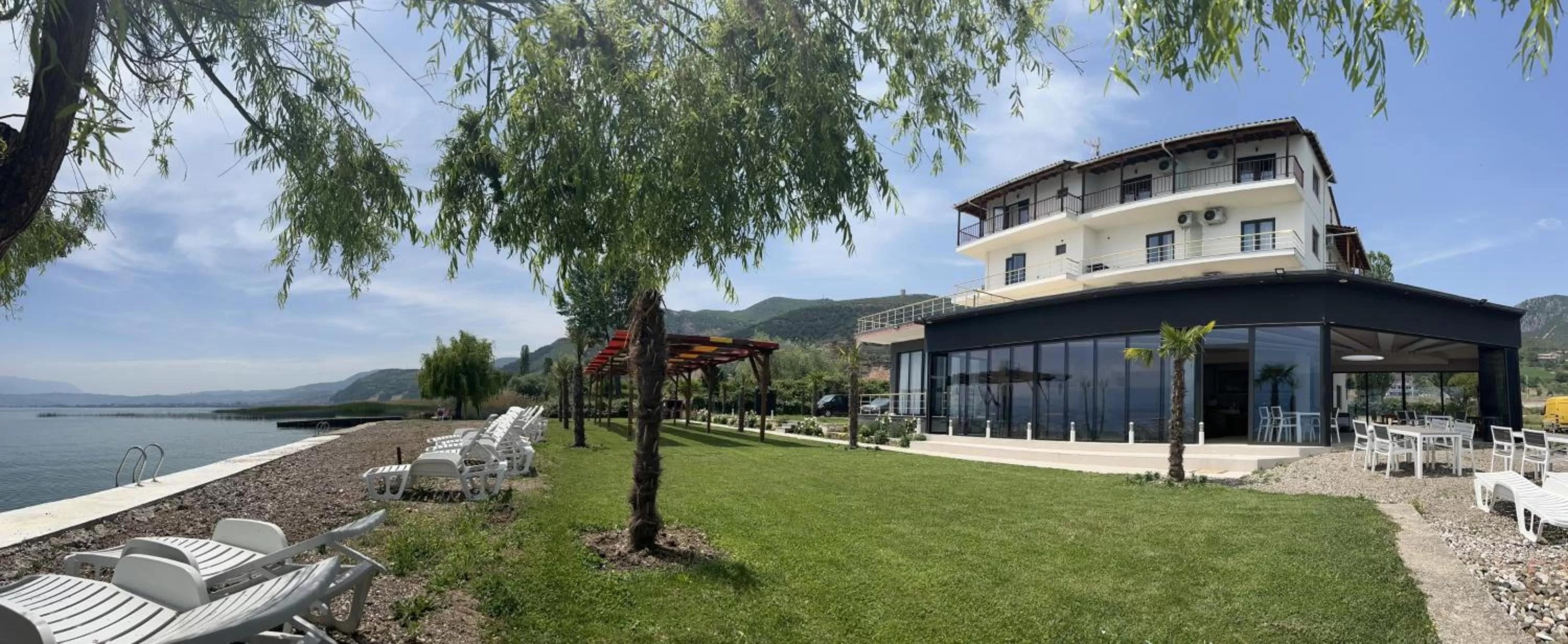 Property Building in Hotel Victoria