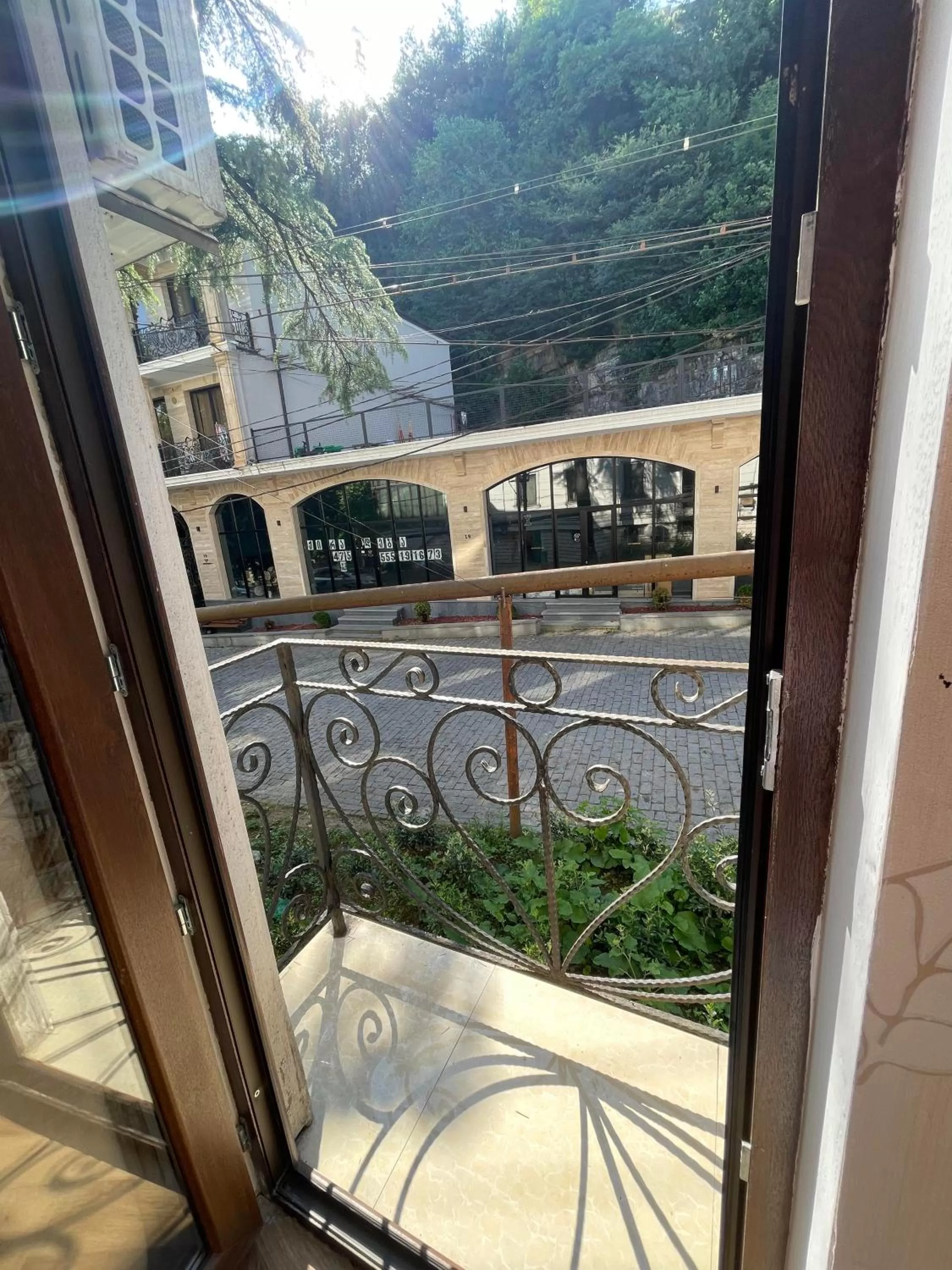 Property building, Pool View in Hotel Traveler