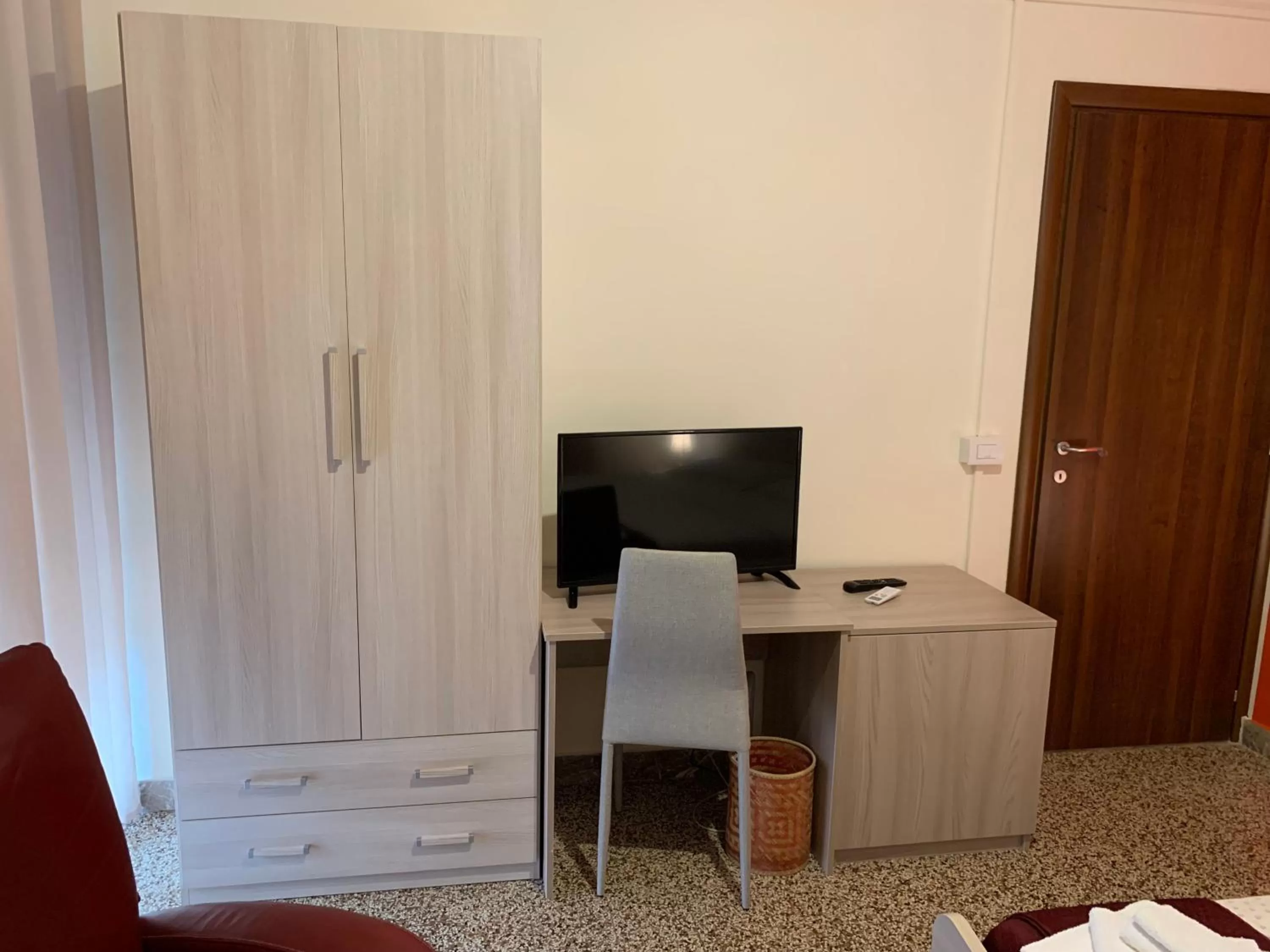 TV/Entertainment Center in Erythrà Bed and Breakfast