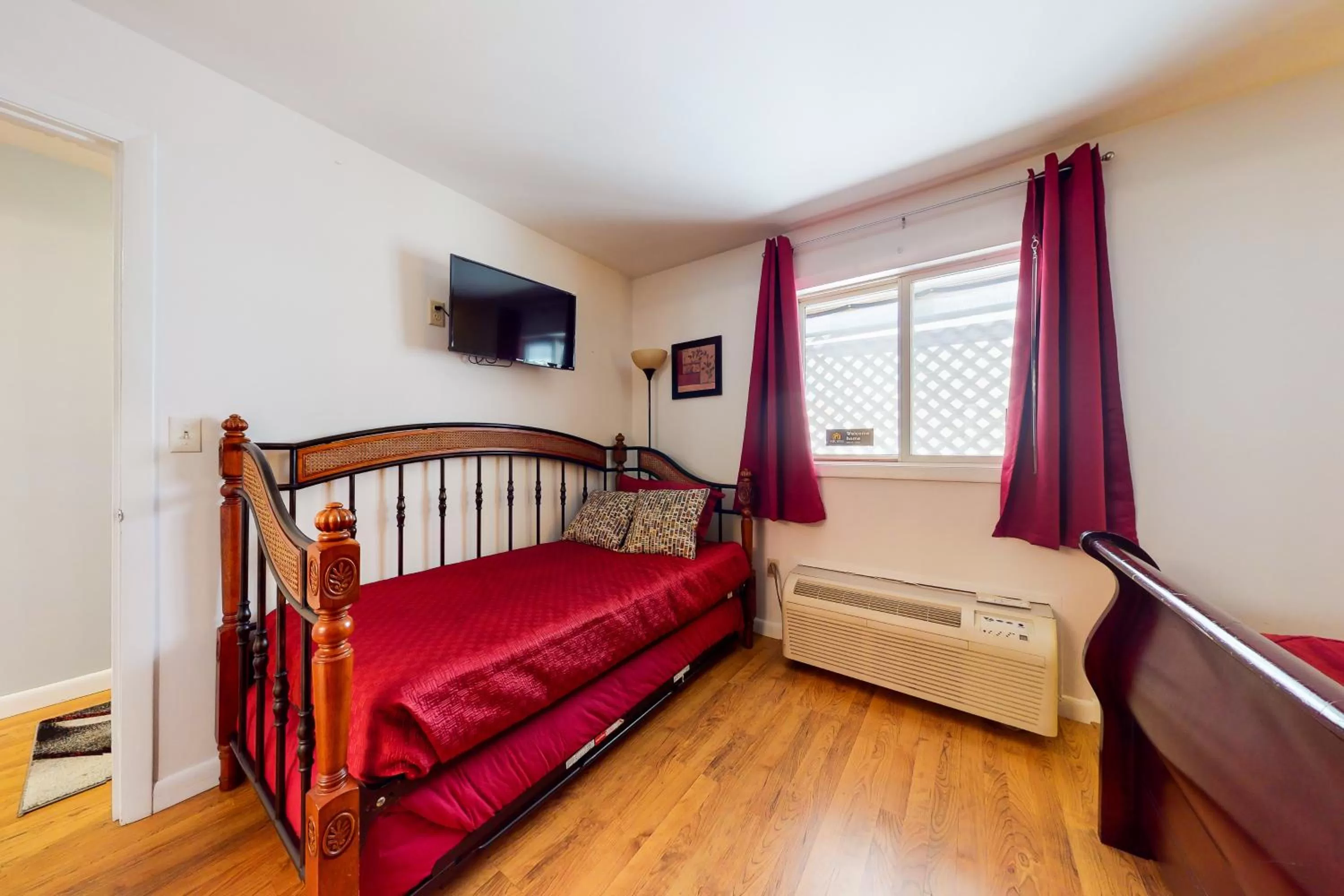Seating Area in Lake Winnipesaukee Retreat