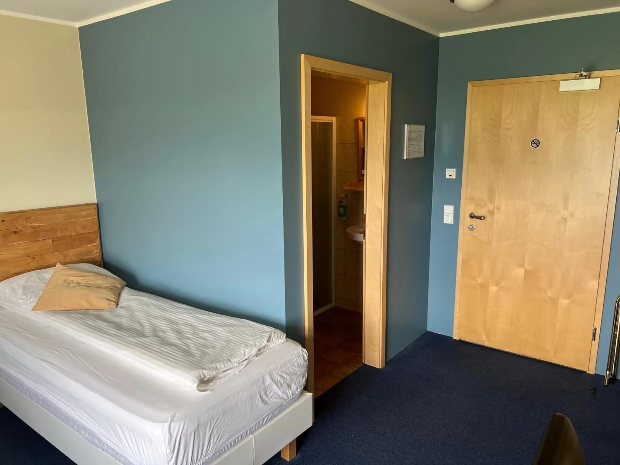 Photo of the whole room, Bed in Hotel Natur Akureyri