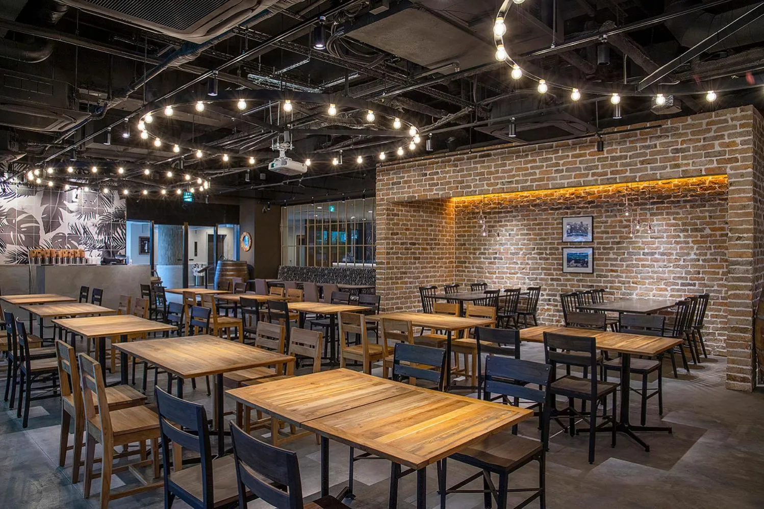 Restaurant/places to eat in Hotel Mystays Kagoshima Tenmonkan